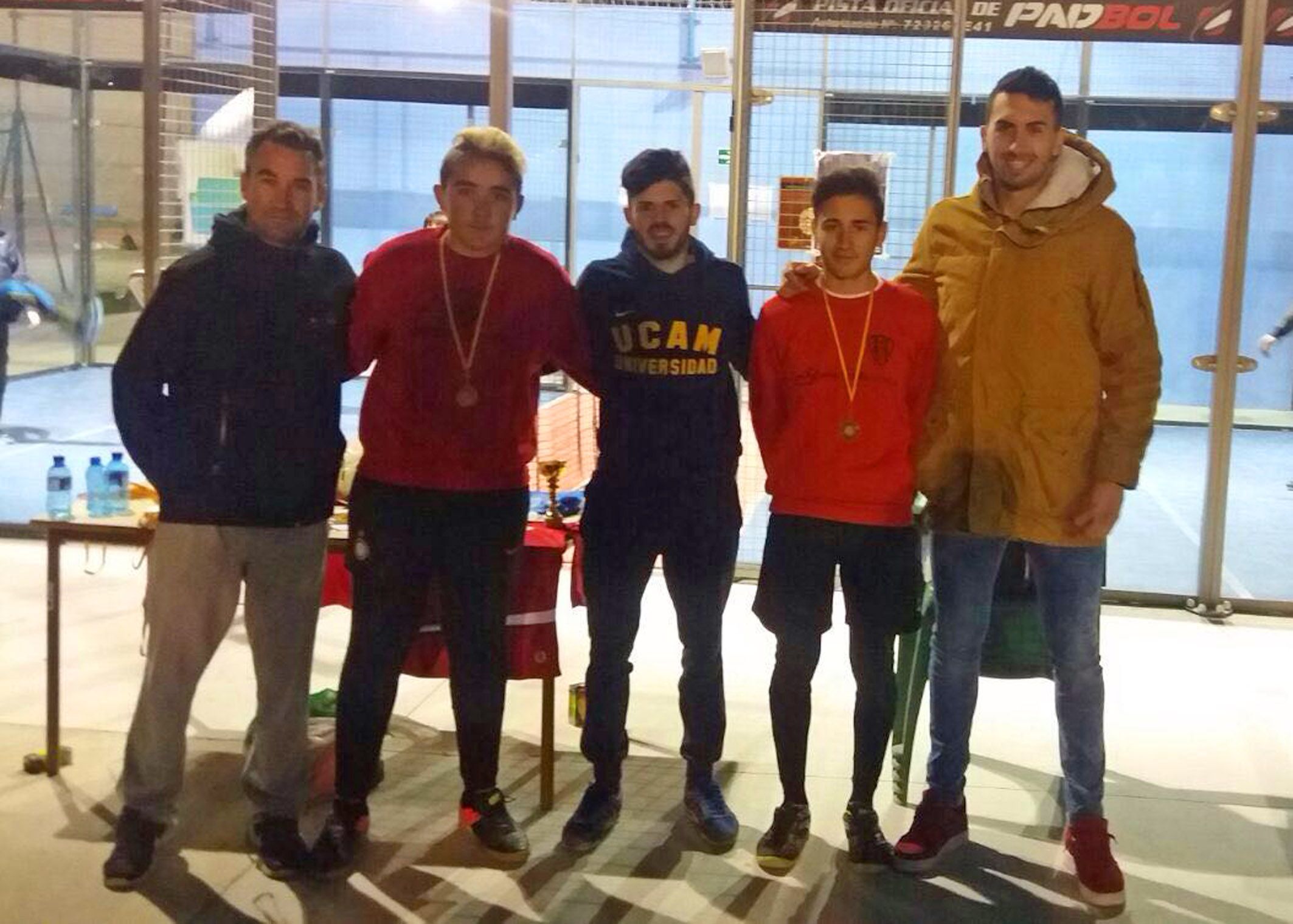 la-navidad-torrena-corona-a-sus-reyes-del-padbol11
