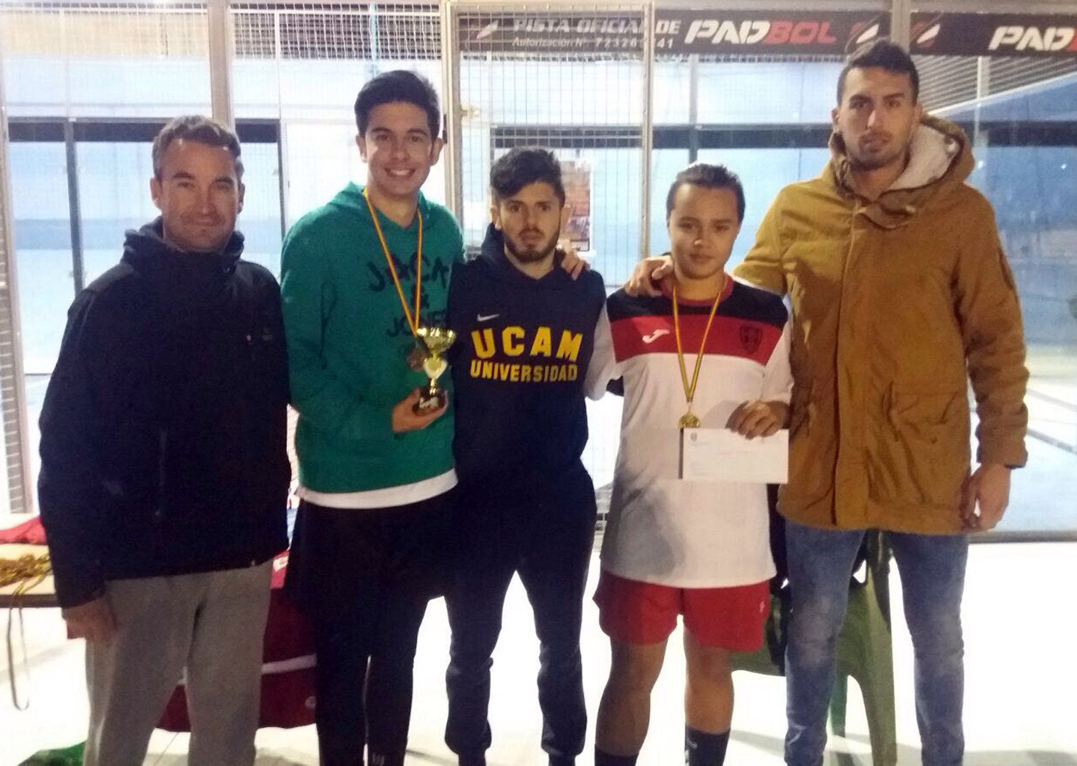 la-navidad-torrena-corona-a-sus-reyes-del-padbol6