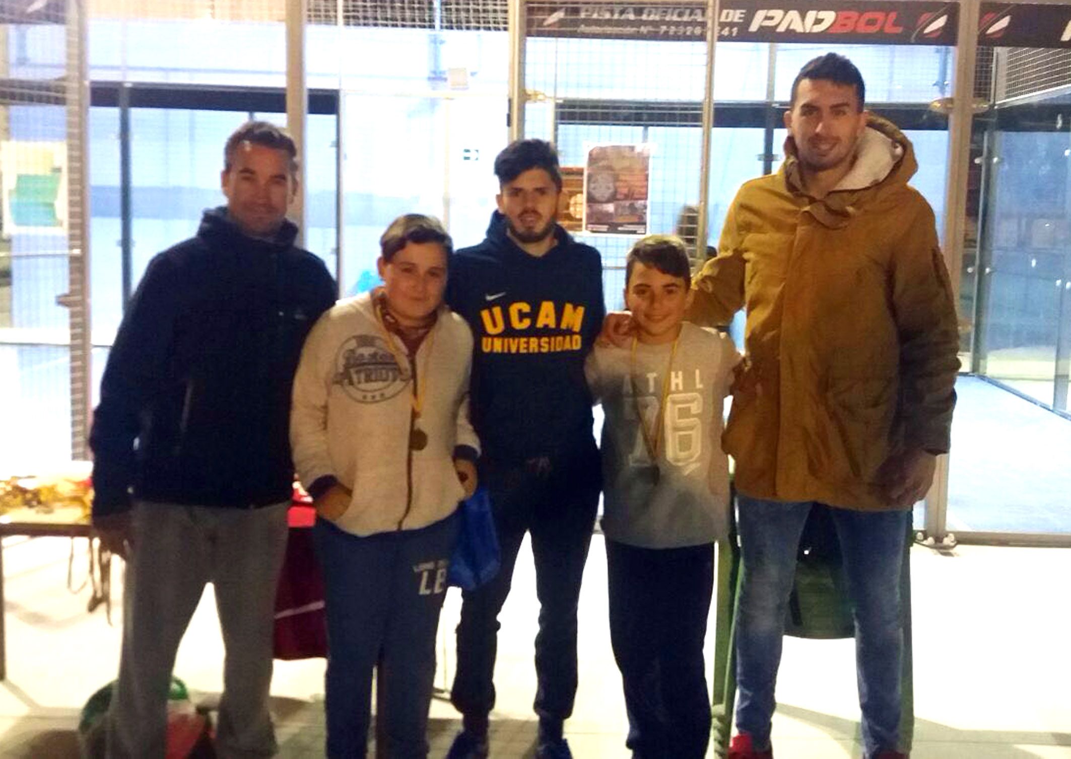 la-navidad-torrena-corona-a-sus-reyes-del-padbol7