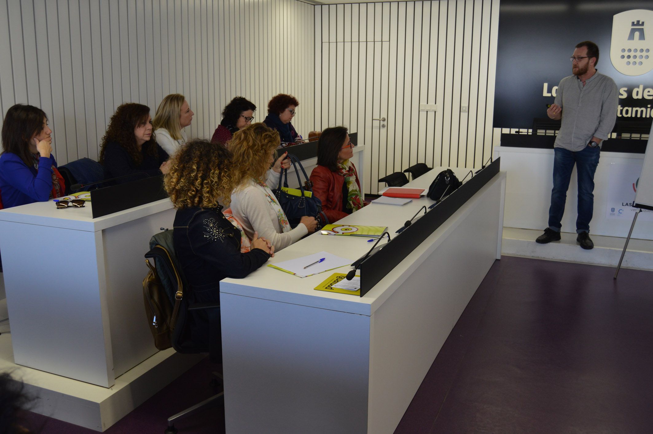 Charla AHIGE - 8 marzo Las Torres de Cotillas