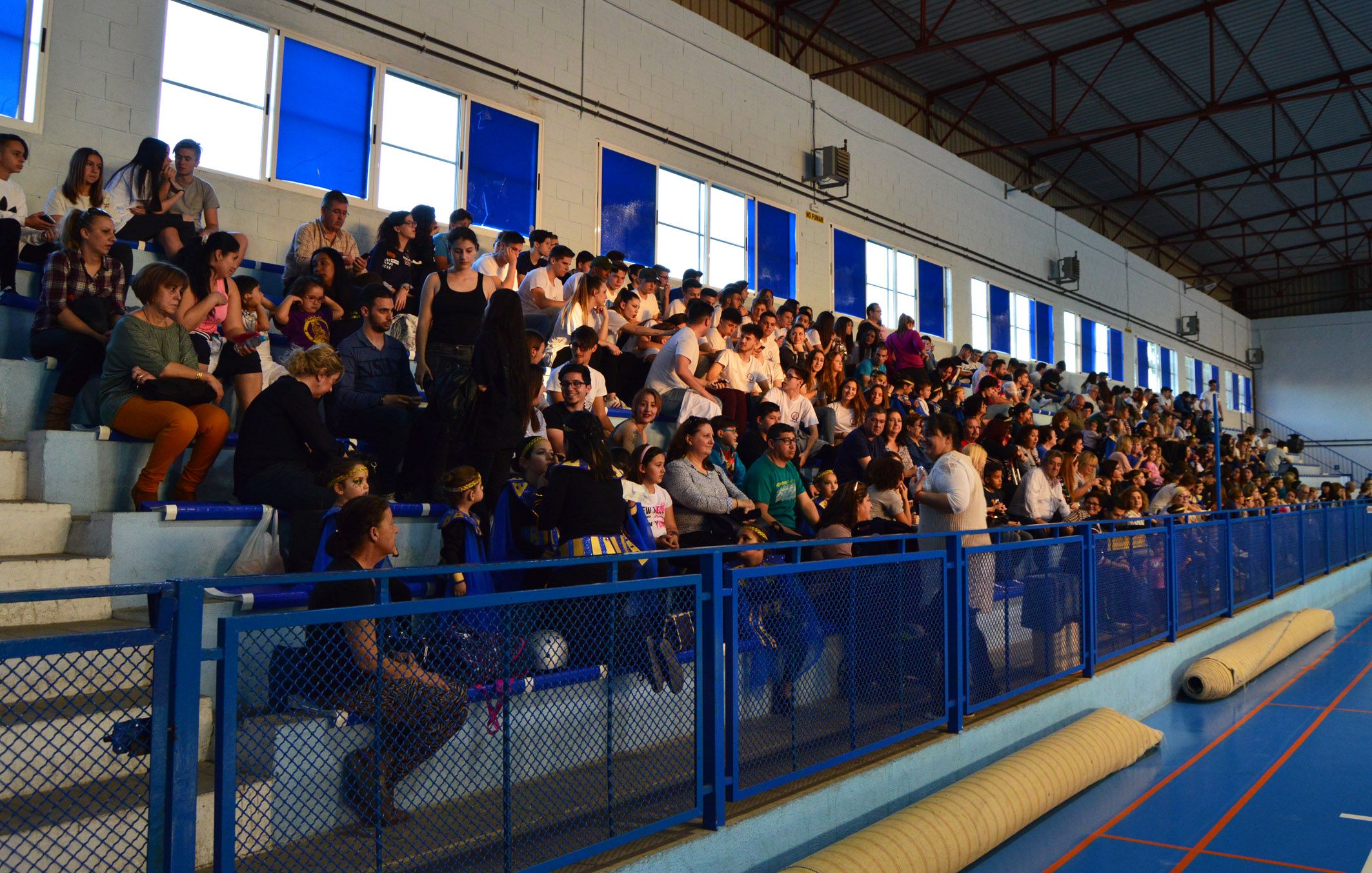 Partido de fúbol sala femenino por la igualdad - 8 de marzo Las Torres de Cotillas2