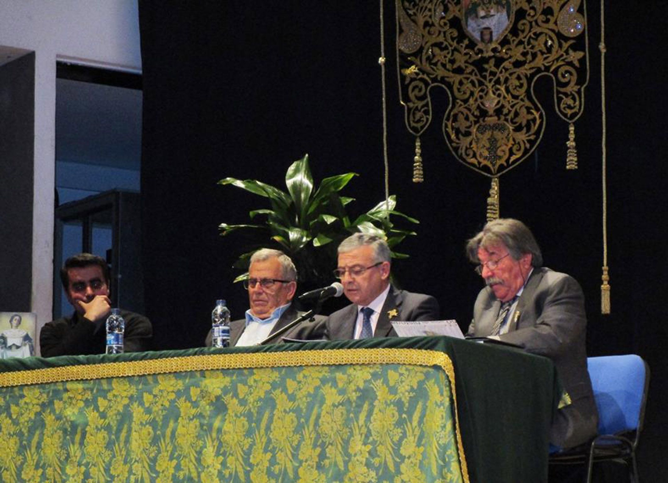 Presentación libro - 50 años cofradía de la Santa Mujer Verónica y Santísimo Cristo de la Caída