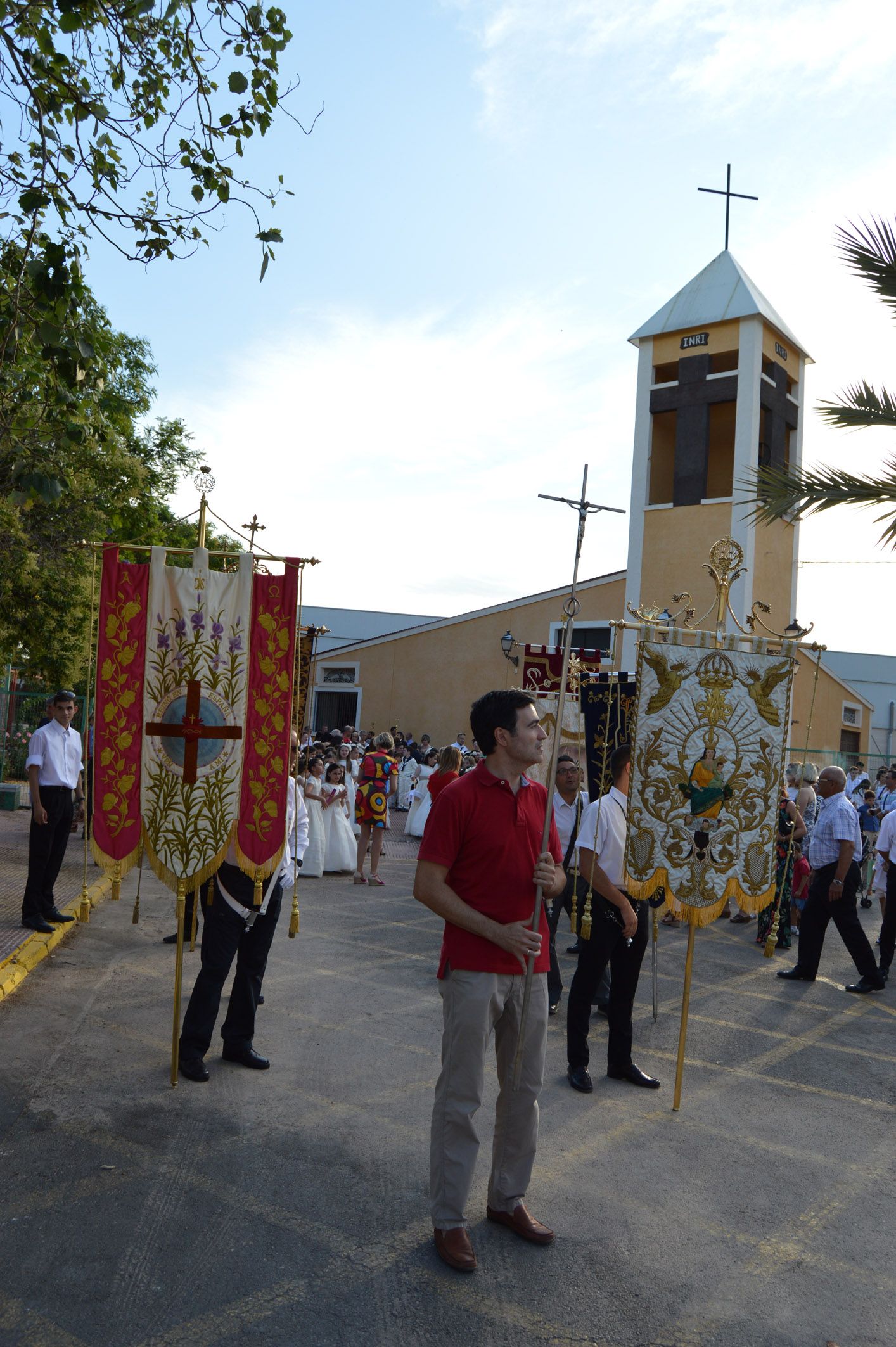 La procesión del Corpus Christi recorre un año más las calles de Las Torres de Cotillas