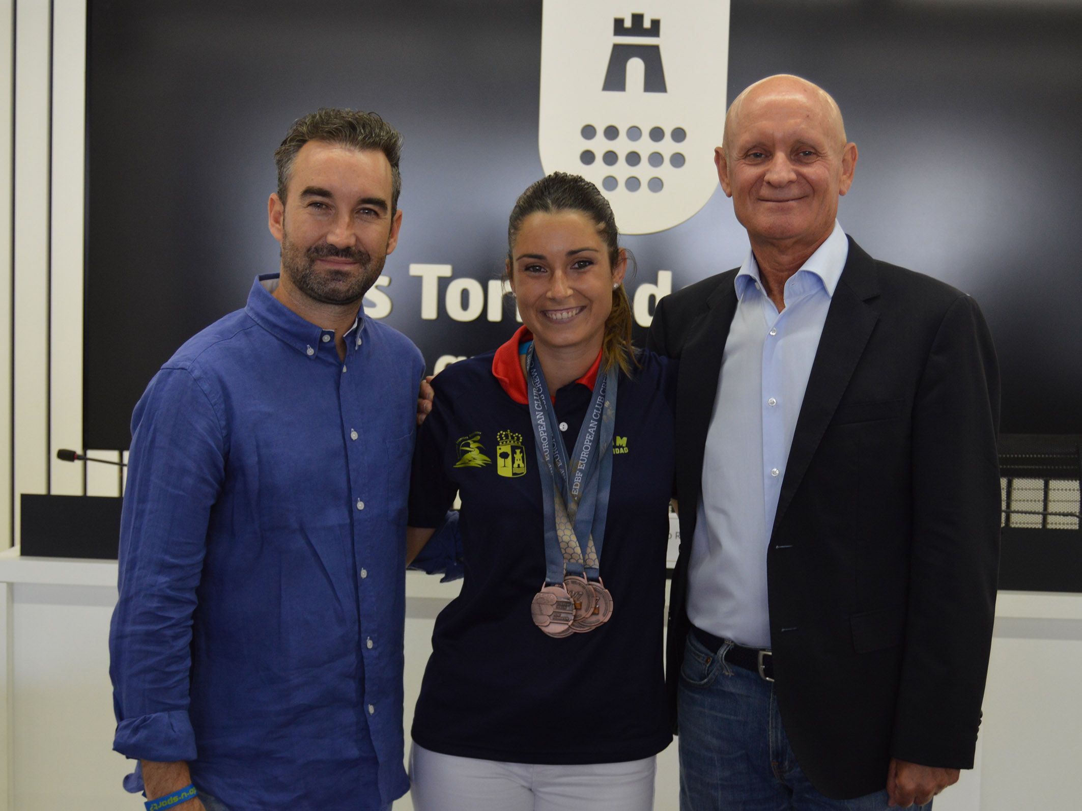 La piragüista torreña Silvia Tomás se cuelga cinco medallas en el Europeo de clubes de dragonboat2