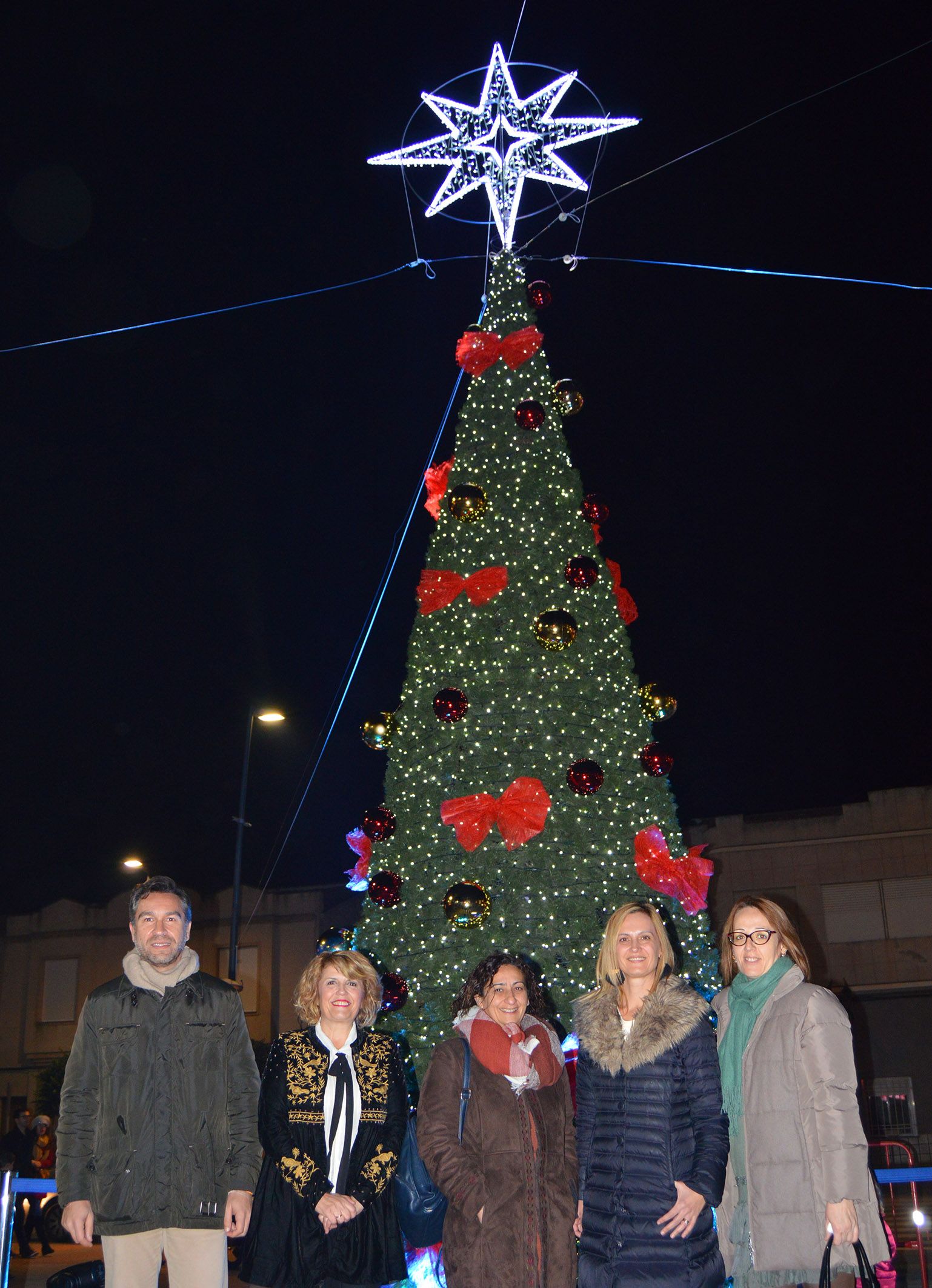 El encendido de luces da por iniciada la Navidad en Las Torres de Cotillas5
