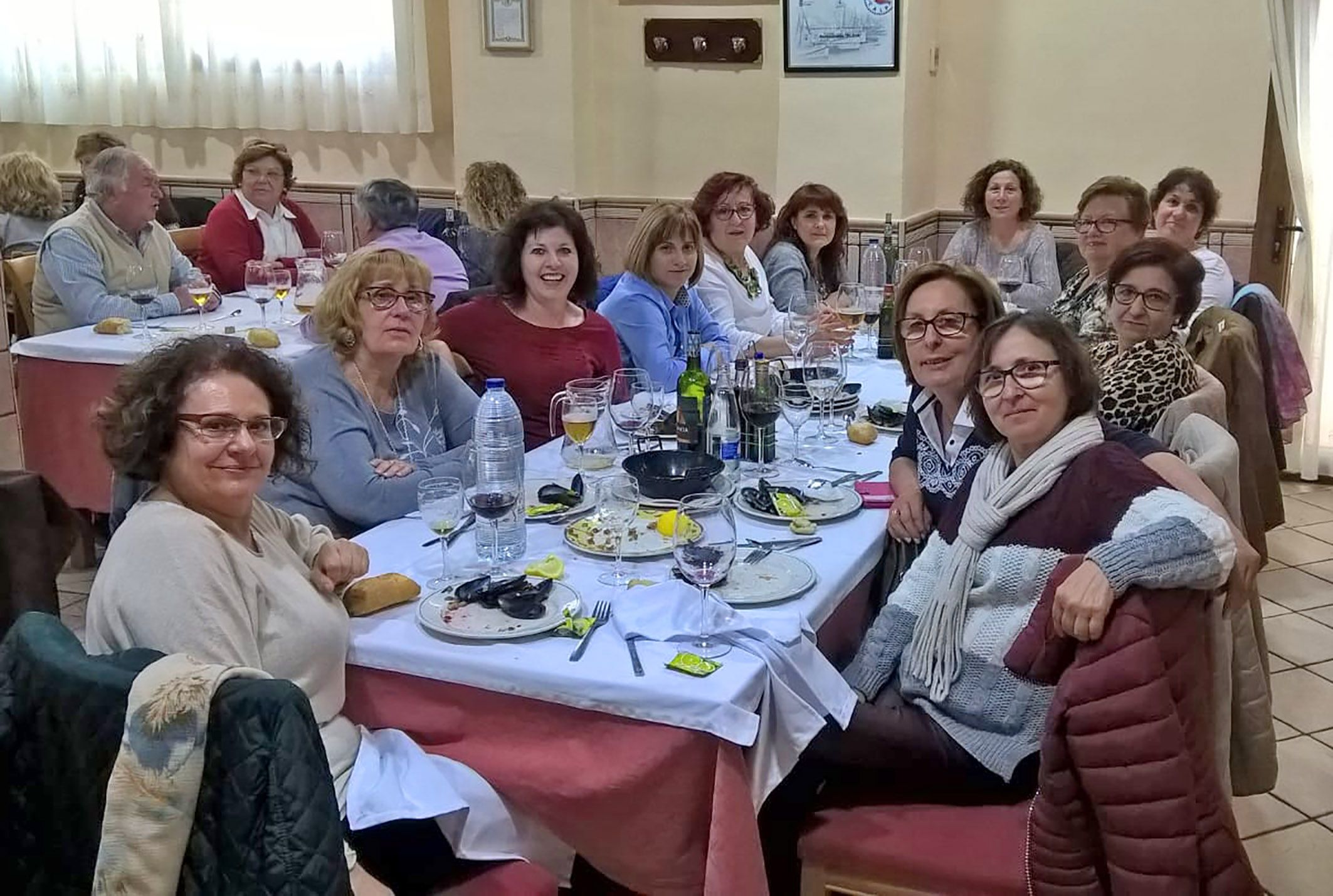 Cerca de 60 participantes en el viaje a Alicante para celebrar el día de la mujer5