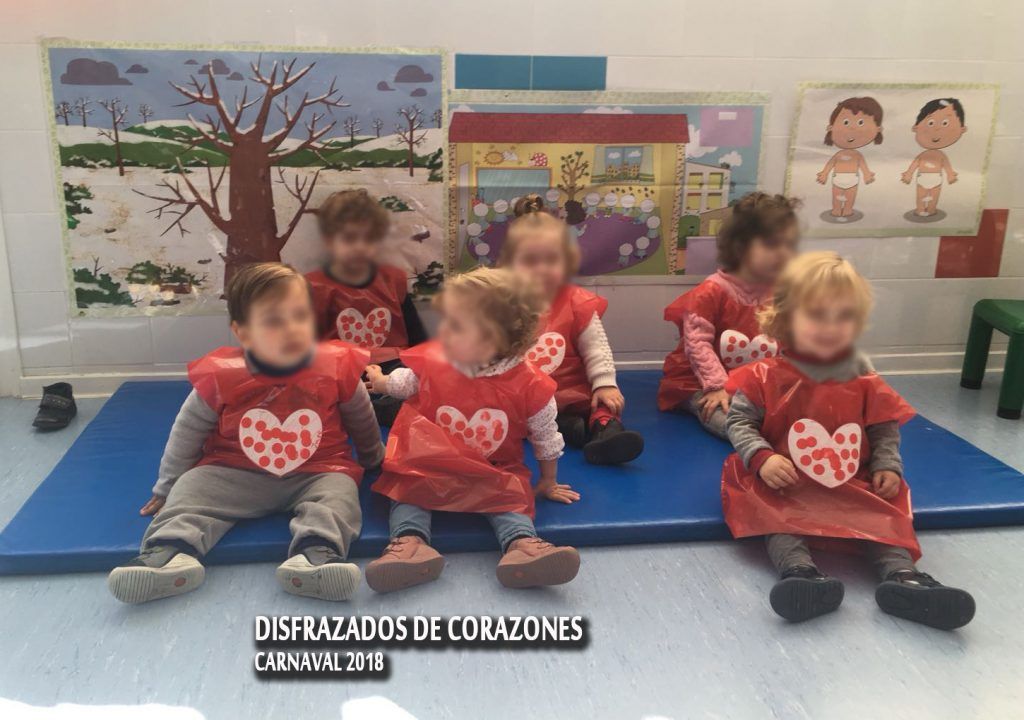 Disfrazados de corazones