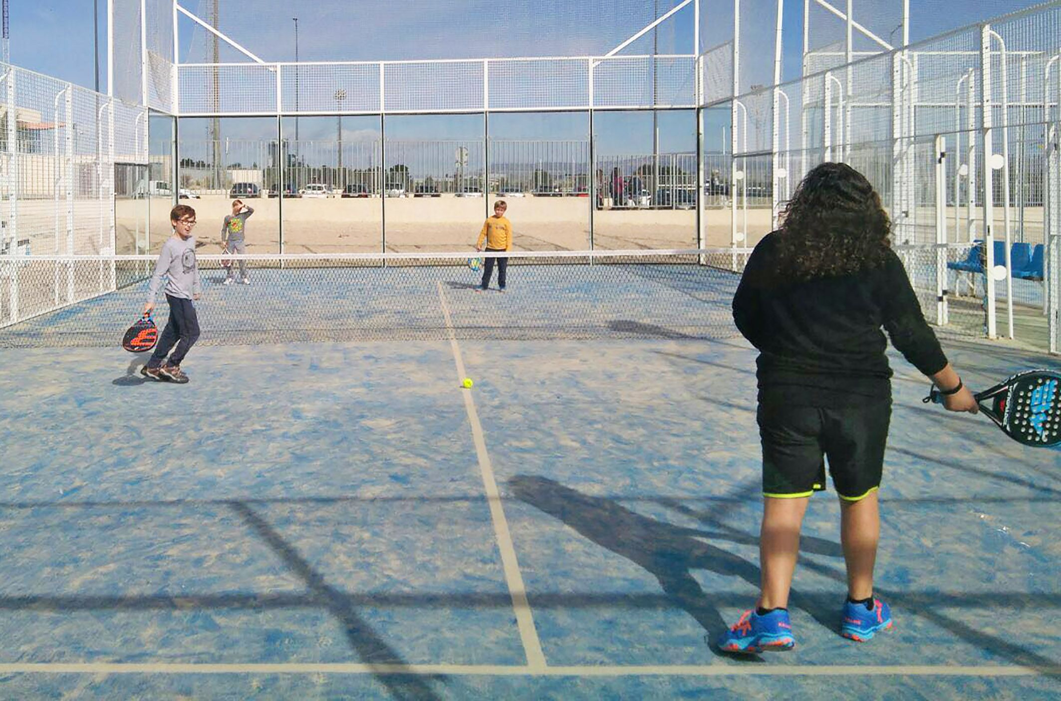 Gran jornada de convivencia deportiva entre las escuelas de pádel de Las Torres de Cotillas y de Bullas2