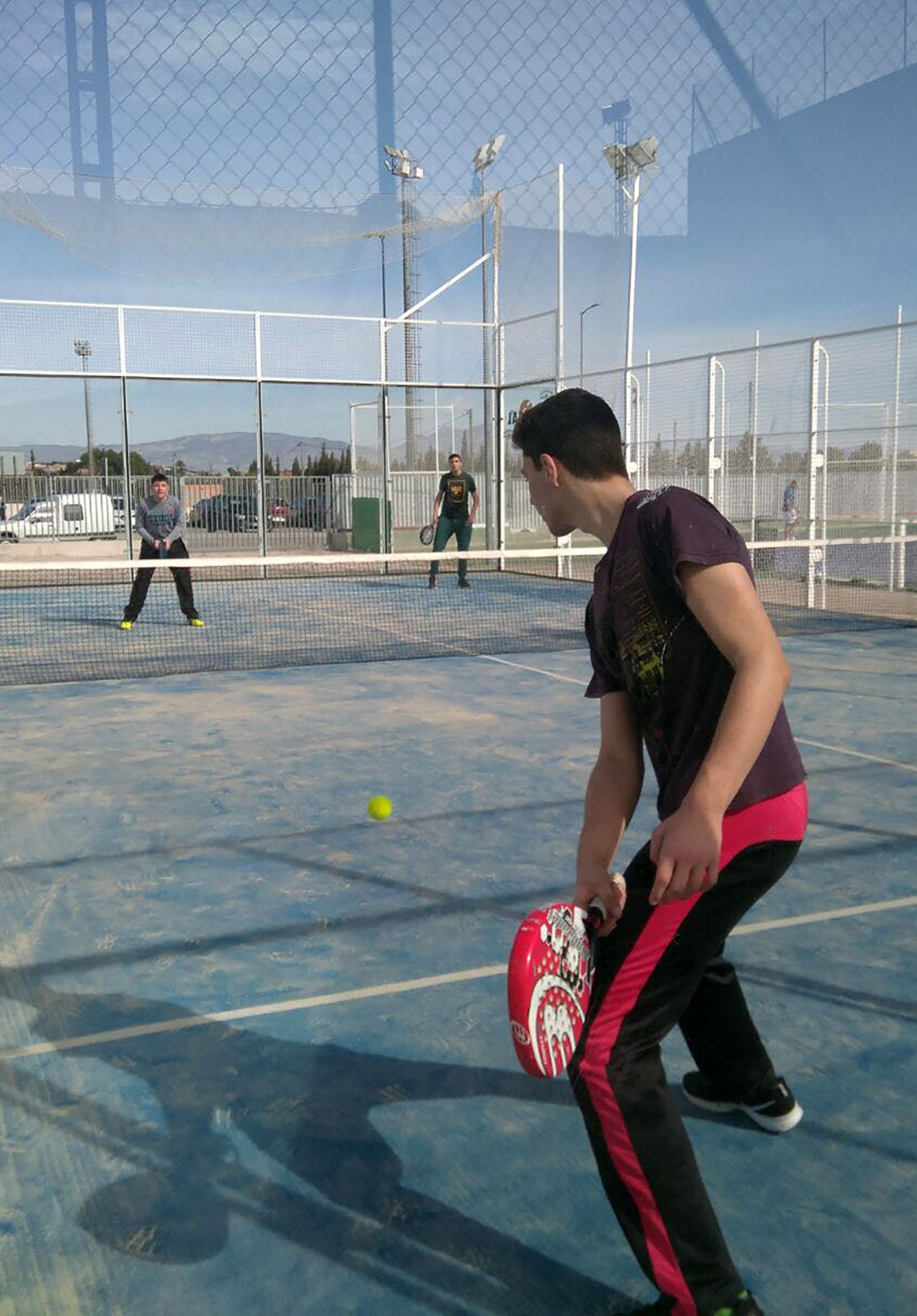 Gran jornada de convivencia deportiva entre las escuelas de pádel de Las Torres de Cotillas y de Bullas3