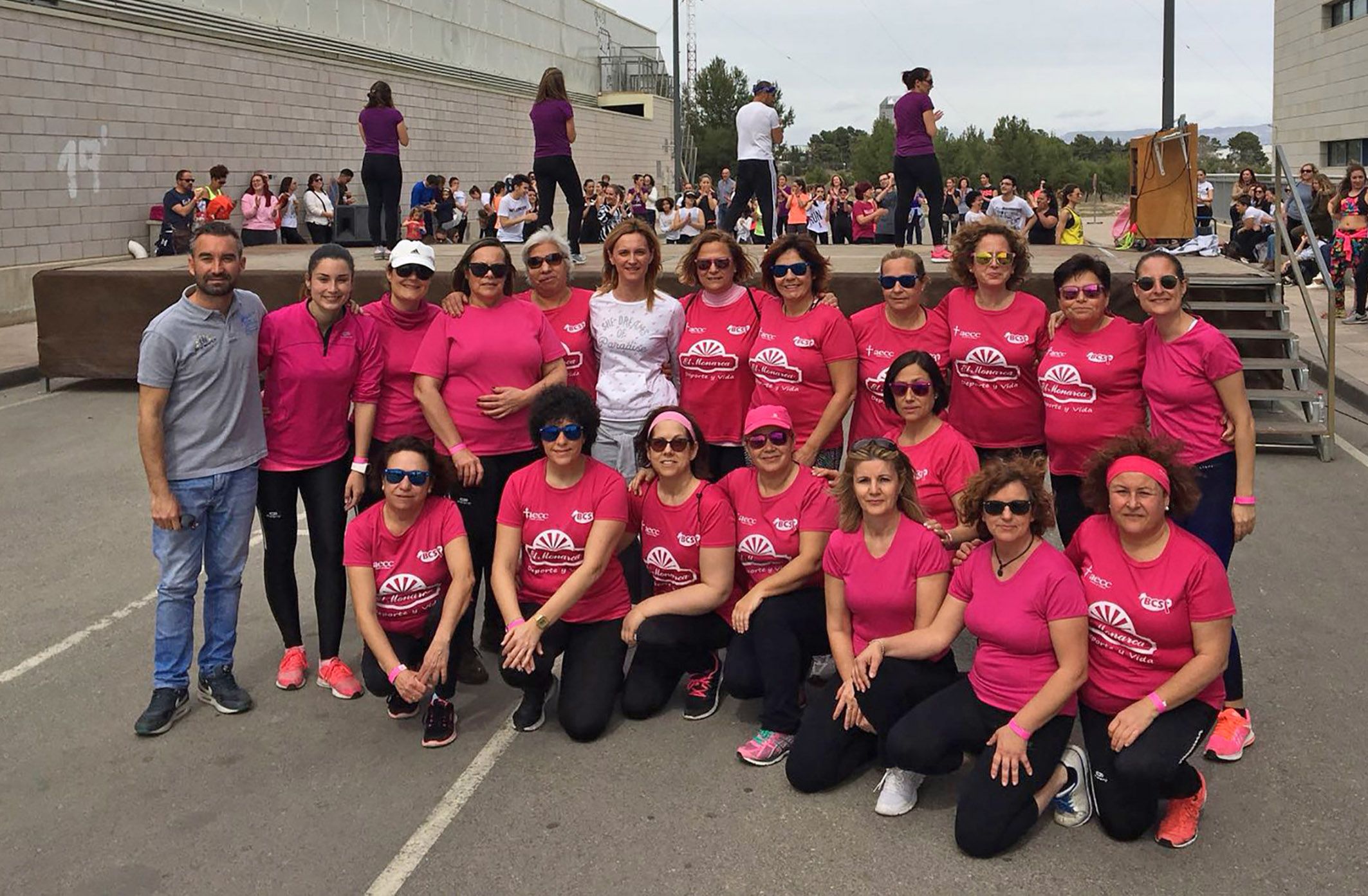 Las Torres de Cotillas practica zumba para recaudar fondos contra el cáncer4