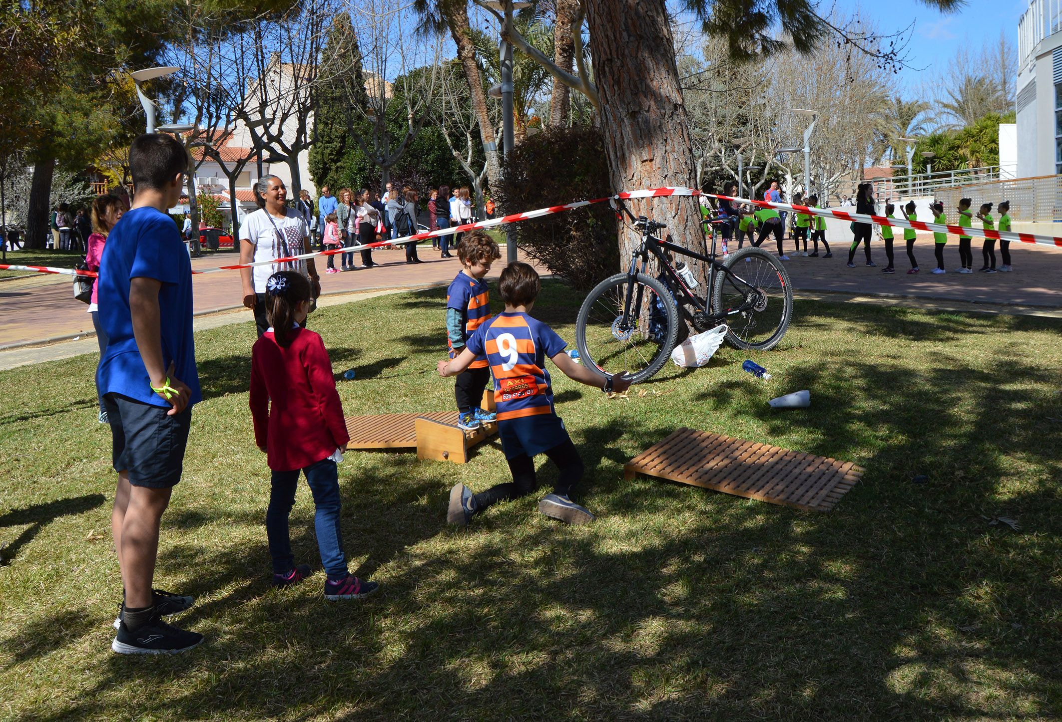 Multitudinaria jornada de deporte en la calle con el proyecto europeo ‘Do-U-Sport’ 6