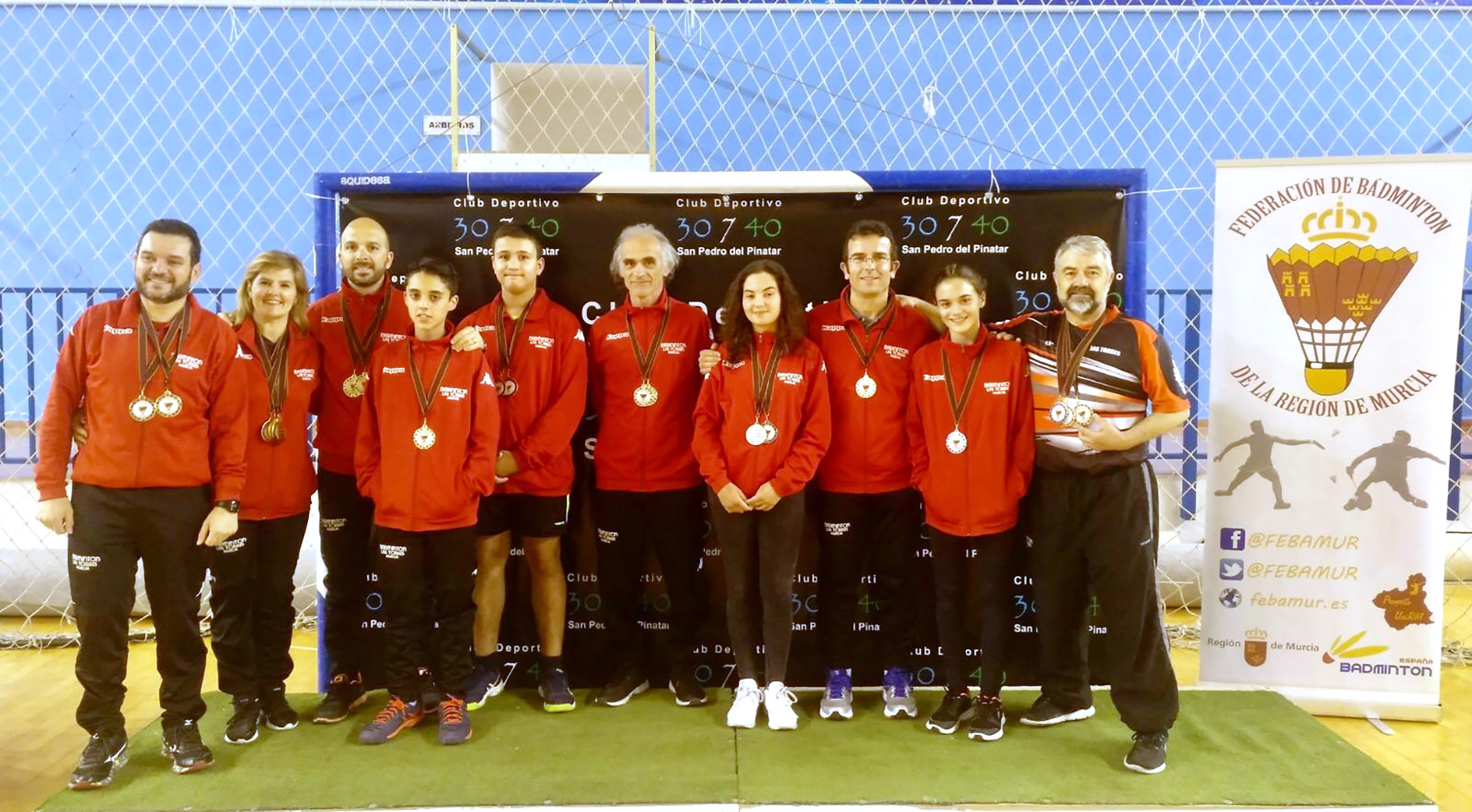 14 oros y 7 platas para Las Torres de Cotillas en los regionales de bádminton de veteranos y de categorías inferiores