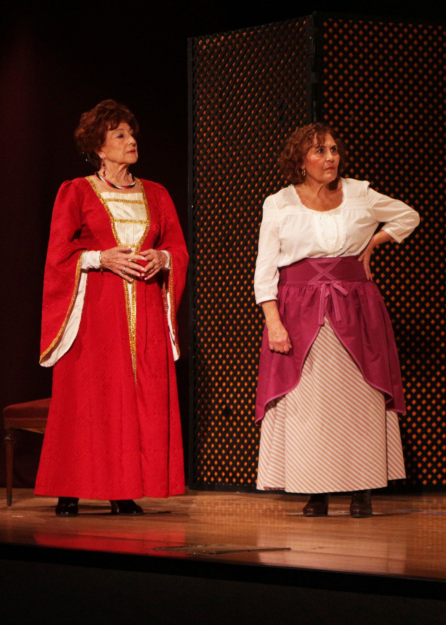 Una noche teatral De celos y cuernos… de la mano de la asociación universitaria Rector Sabater2 Una noche teatral De celos y cuernos… de la mano de la asociación universitaria Rector Sabater2
