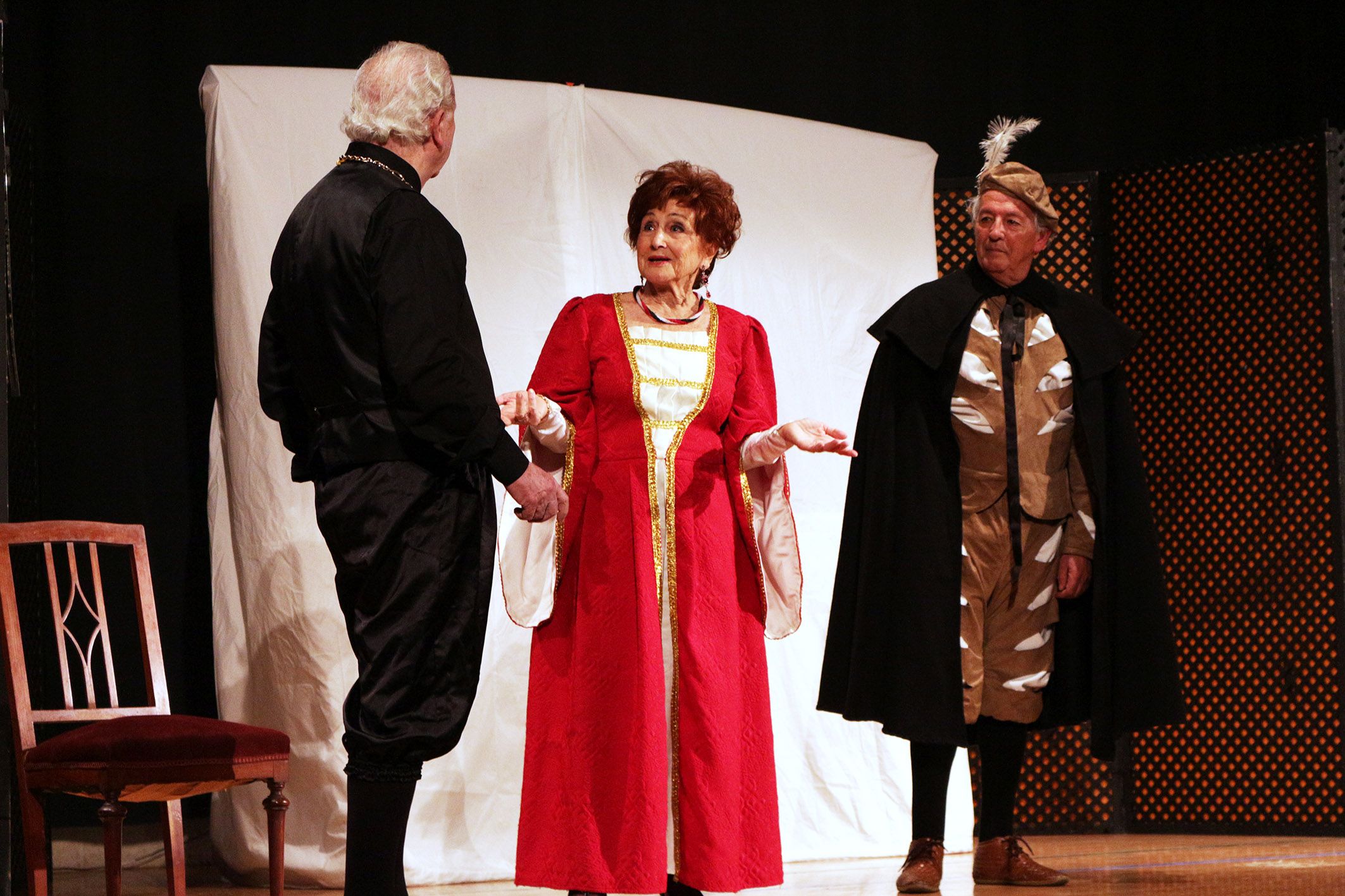 Una noche teatral De celos y cuernos… de la mano de la asociación universitaria Rector Sabater4 Una noche teatral De celos y cuernos… de la mano de la asociación universitaria Rector Sabater4
