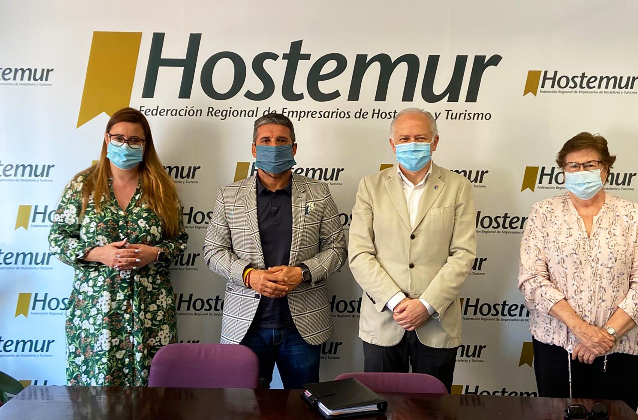 El Ayuntamiento torreño y Hostemur señalan la importancia de la hostelería como pilar en la reactivación económica