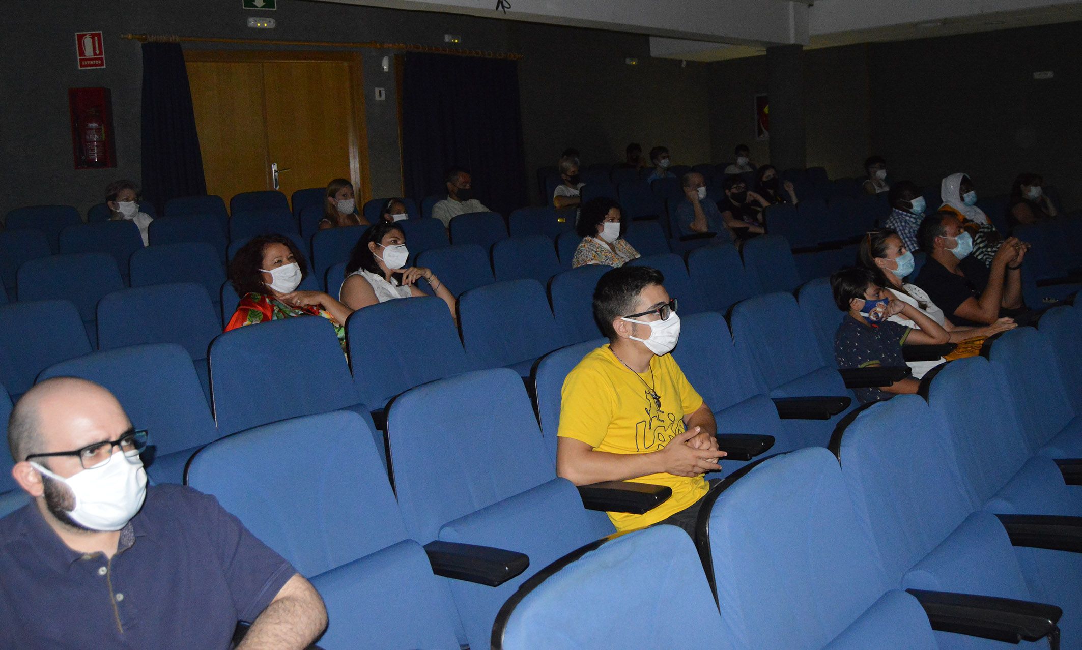 Gran asistencia a la sesión abierta al público del taller municipal de debate4