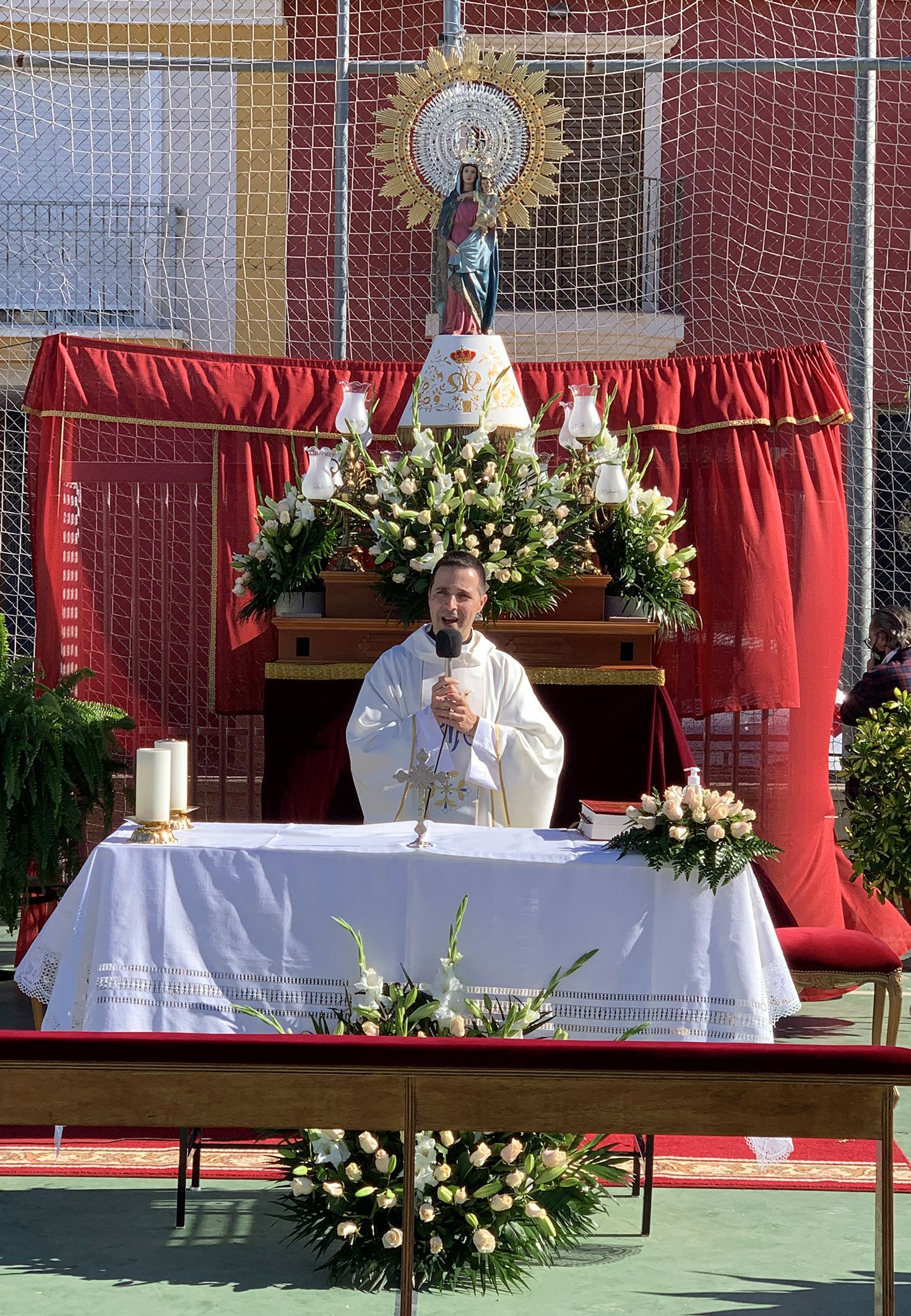 La Florida agasaja a su patrona la Virgen del Pilar con una misa huertana el día de su santo6