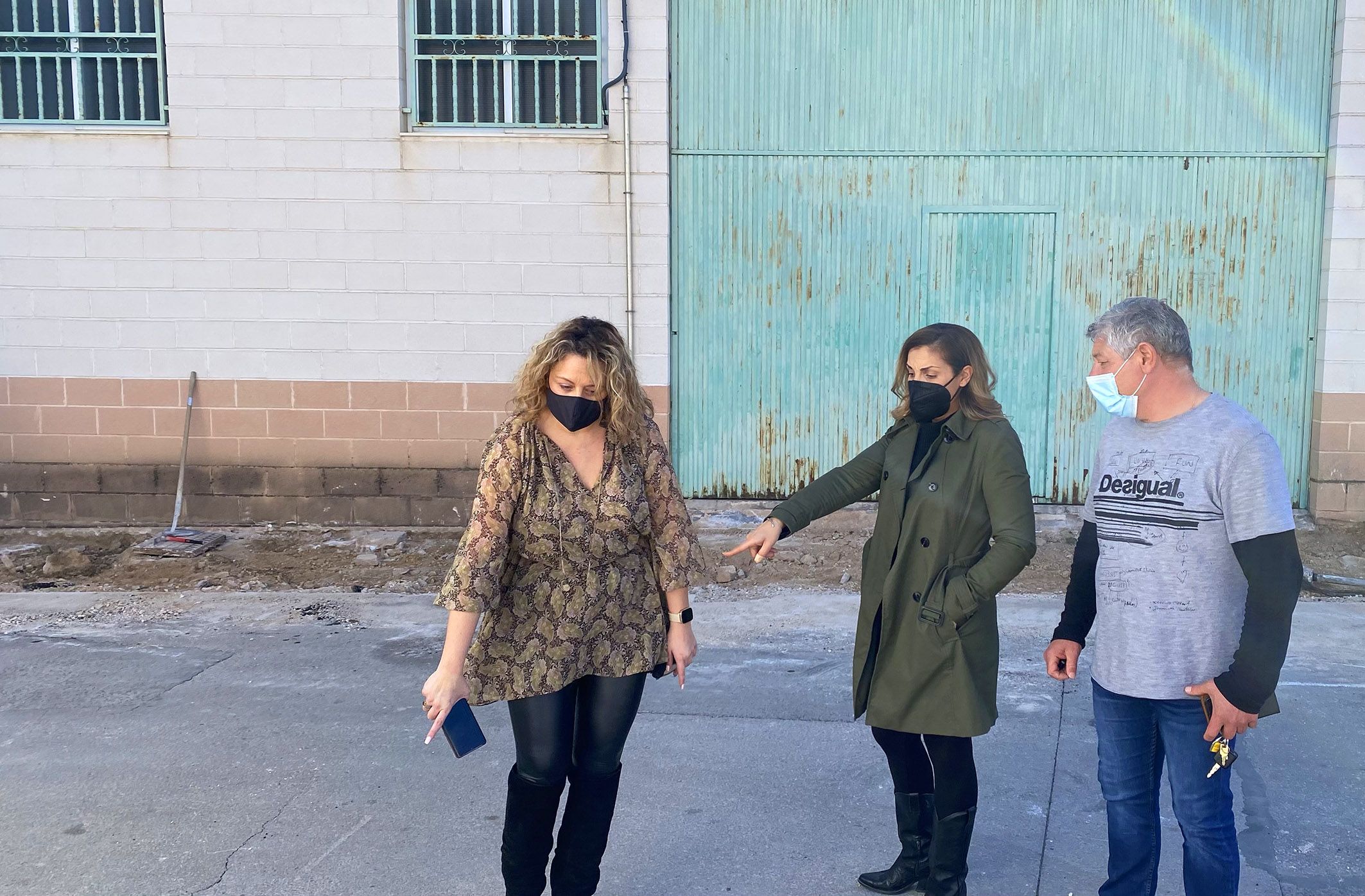Los trabajos para renovar las aceras y el asfaltado del barrio de San Pedro en marcha Los trabajos para renovar las aceras y el asfaltado del barrio de San Pedro en marcha