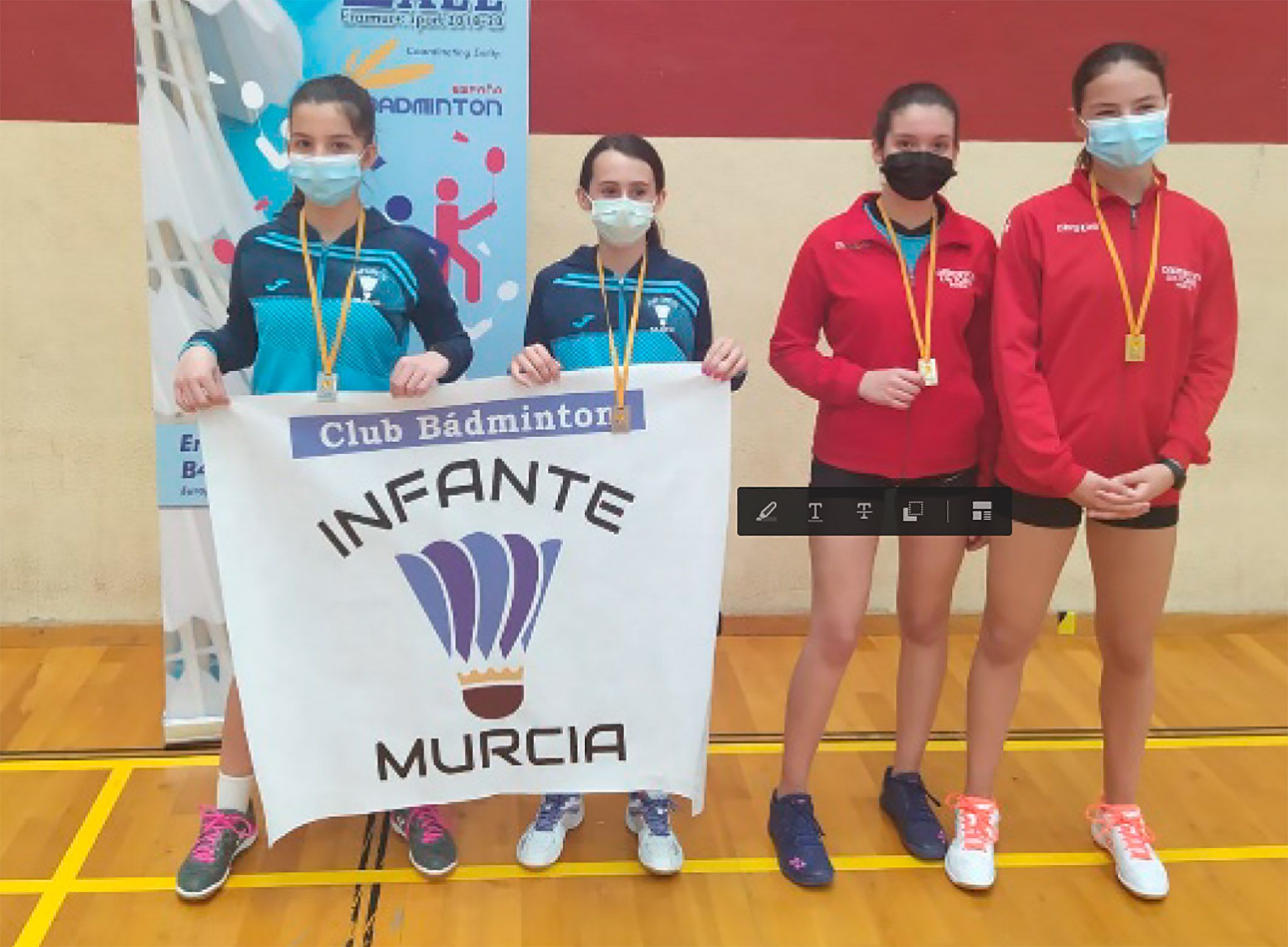 1ª Sofía Meroño y Claudia Teruel Bádminton Las Torres dobles femenino sub 15 TTR Aspe