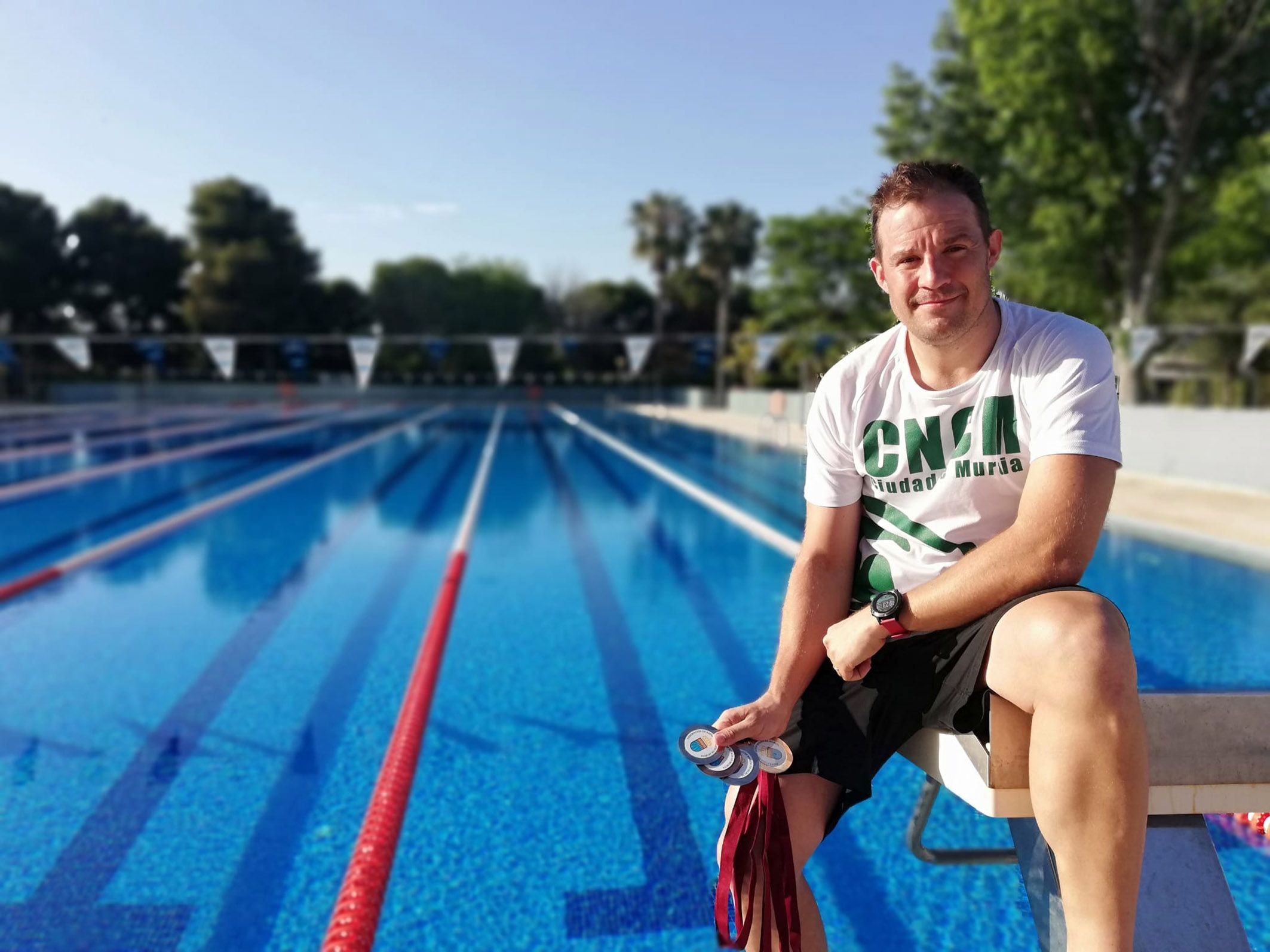 El torreño Antonio Muñoz logra tres platas y un bronce en el campeonato autonómico master de natación
