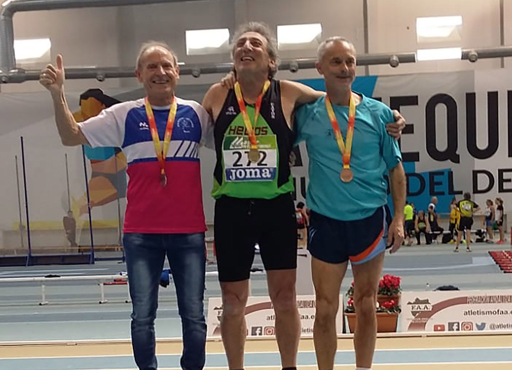 El torreño Ángel Salinas se cuelga tres oros en el regional máster de atletismo3
