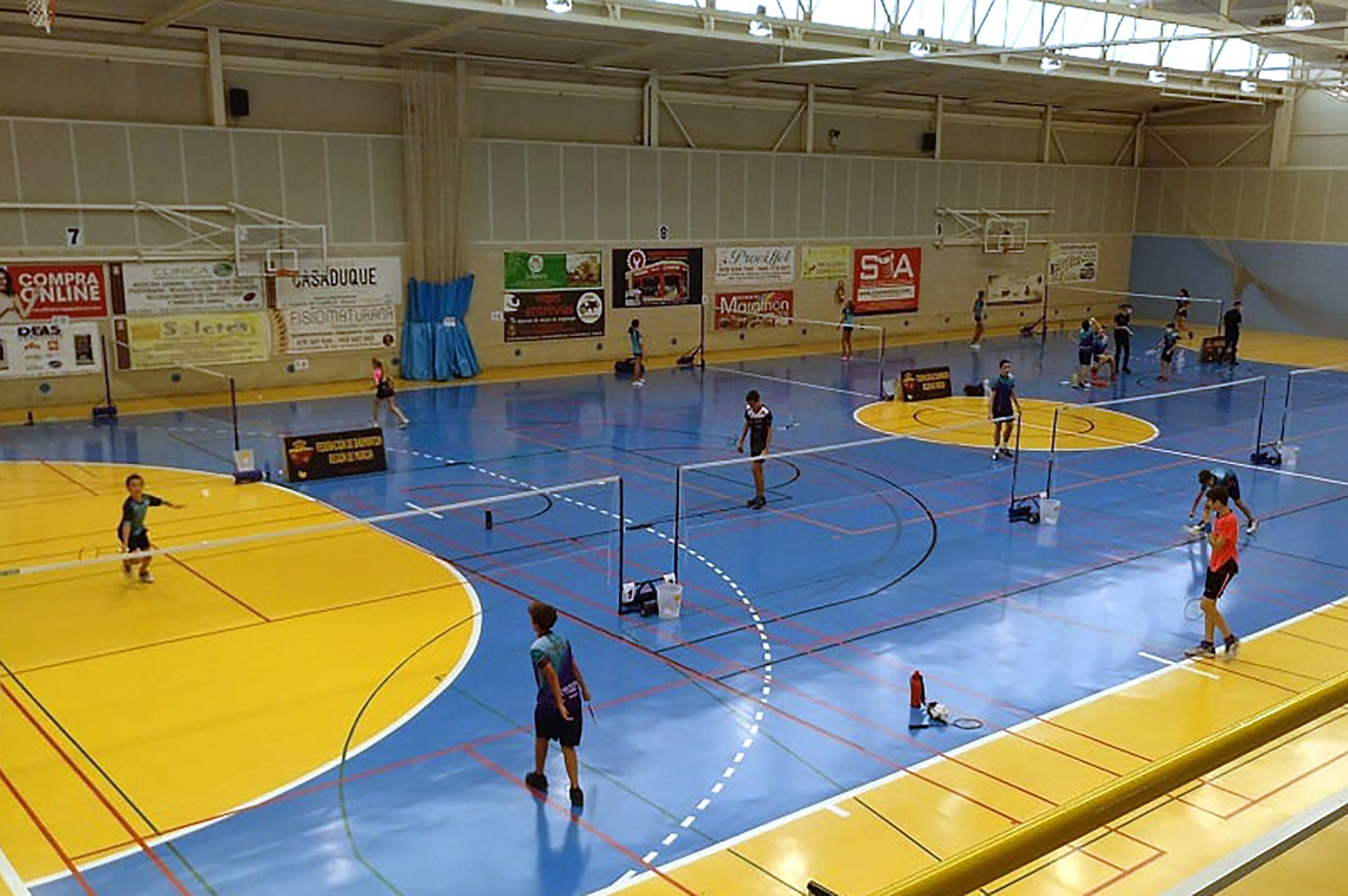 Excelentes resultados del club Bádminton Las Torres en el TTR 2 para sub 15 sub 19 y seniors2