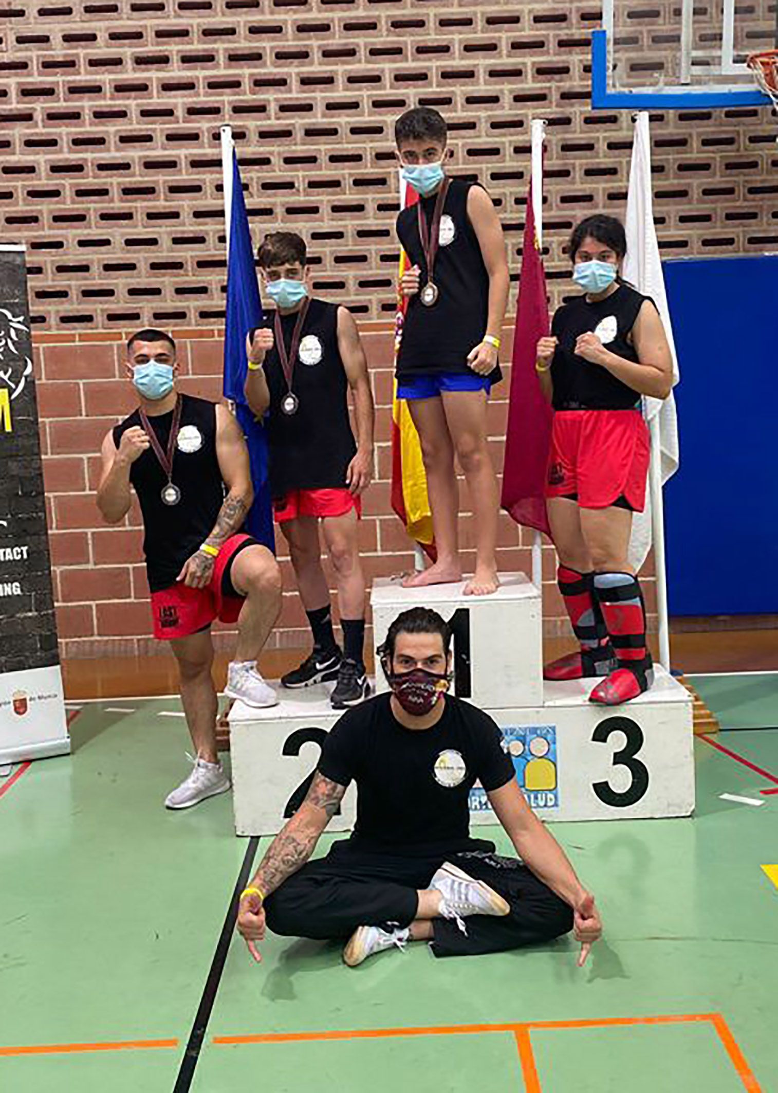 Un oro y dos platas para el “Yamaneko Fight Club” torreño en el regional de kickboxing