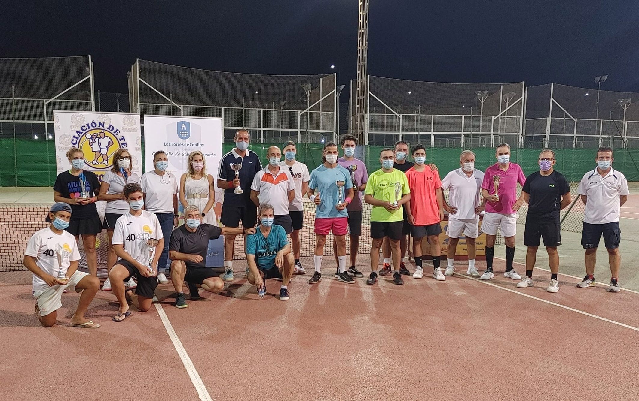 xito de participación en la primera edición de las 6 Horas de Tenis de Las Torres de Cotillas5