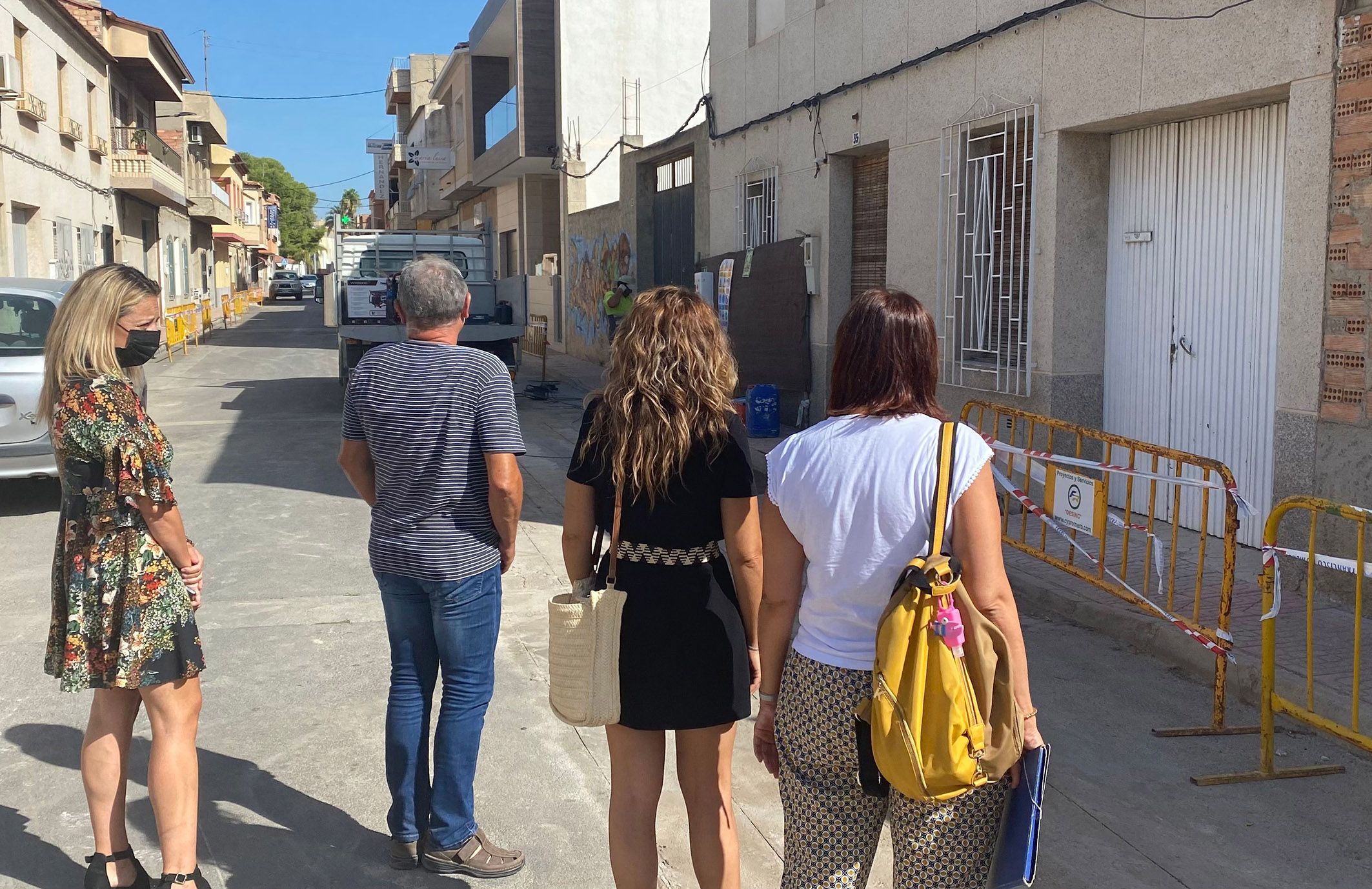 Comienzan las obras de renovación de las infraestructuras urbanas de la calle Pablo Neruda3