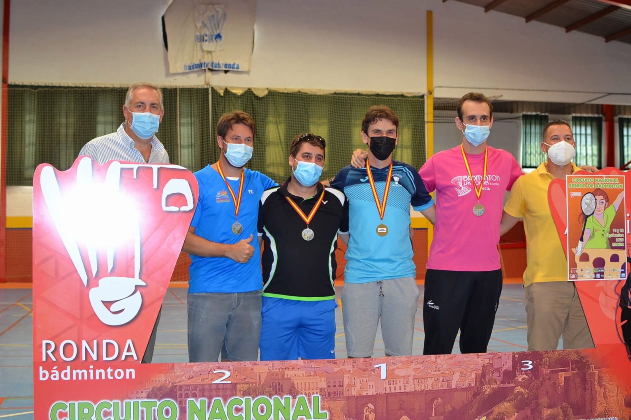 Tres oros una plata y tres bronces para el Bádminton Las Torres en la prueba de Ronda del circuito nacional sénior3