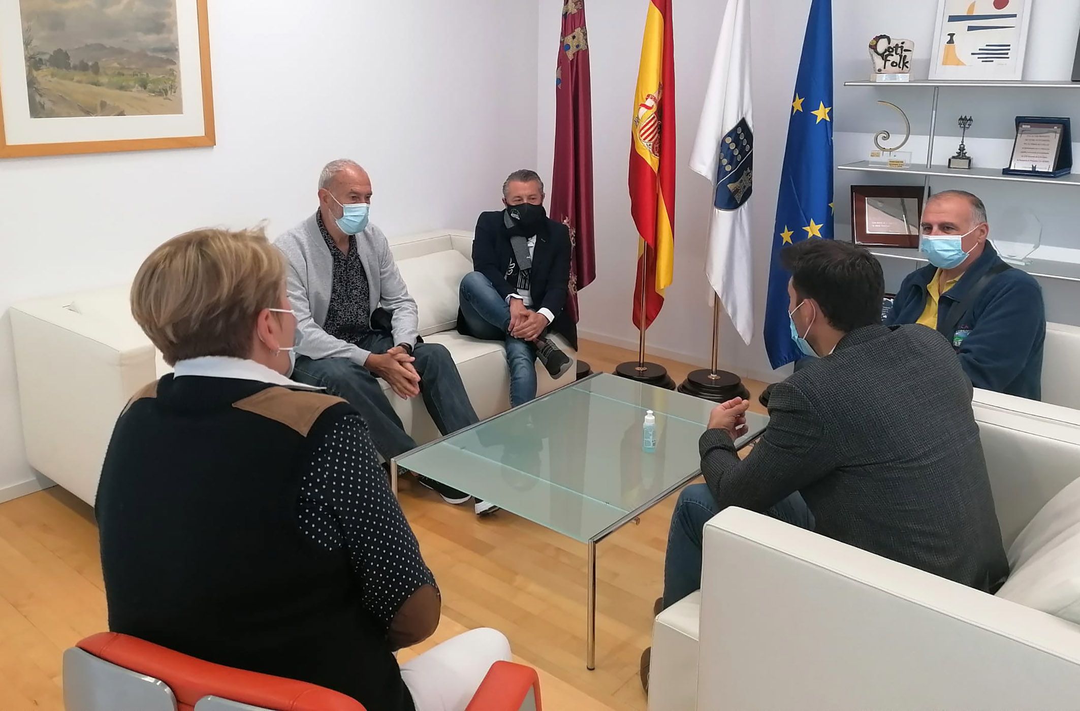 El alcalde torreño se reúne con la Asociación Autocaravanista de la Región de Murcia2