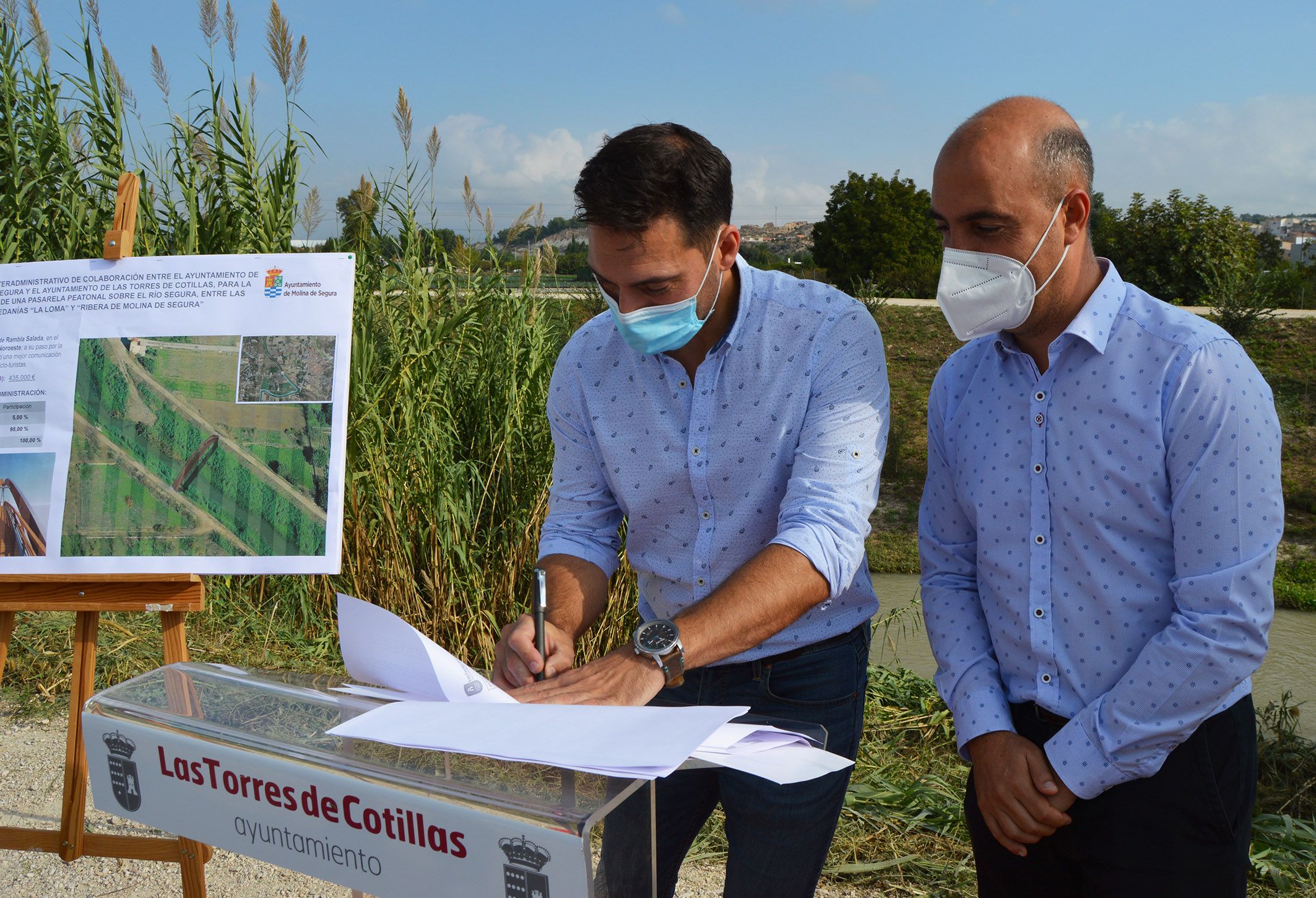 Las Torres de Cotillas y Molina de Segura firman el convenio para construir la pasarela peatonal que unirá La Loma con La Ribera Las Torres de Cotillas y Molina de Segura firman el convenio para construir la pasarela peatonal que unirá La Loma con La Ribera