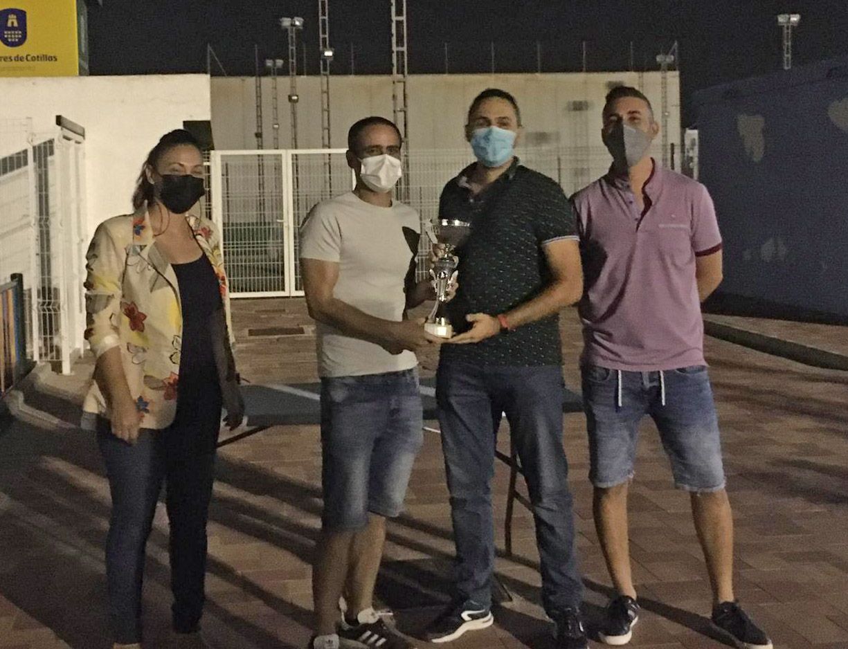 Trofeos liga municipal de fútbol 7 20 2113