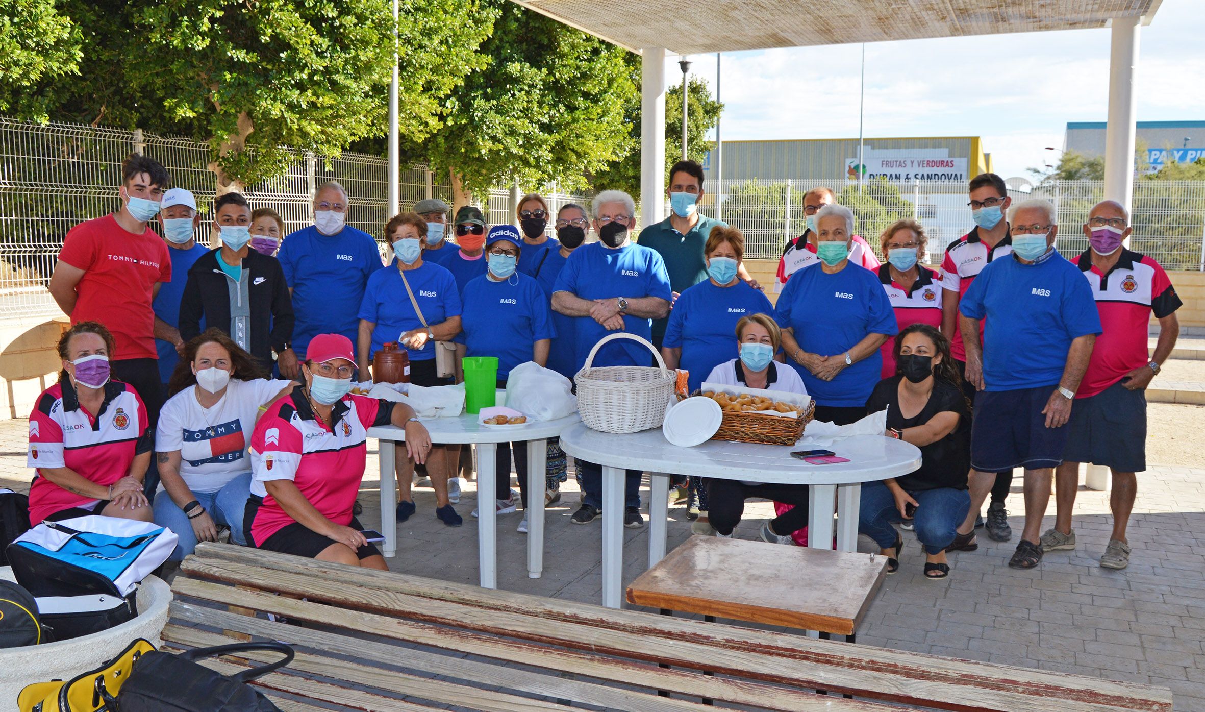 Una jornada intergeneracional de petanca para comenzar el programa de actividads del Día de las Personas Mayores6