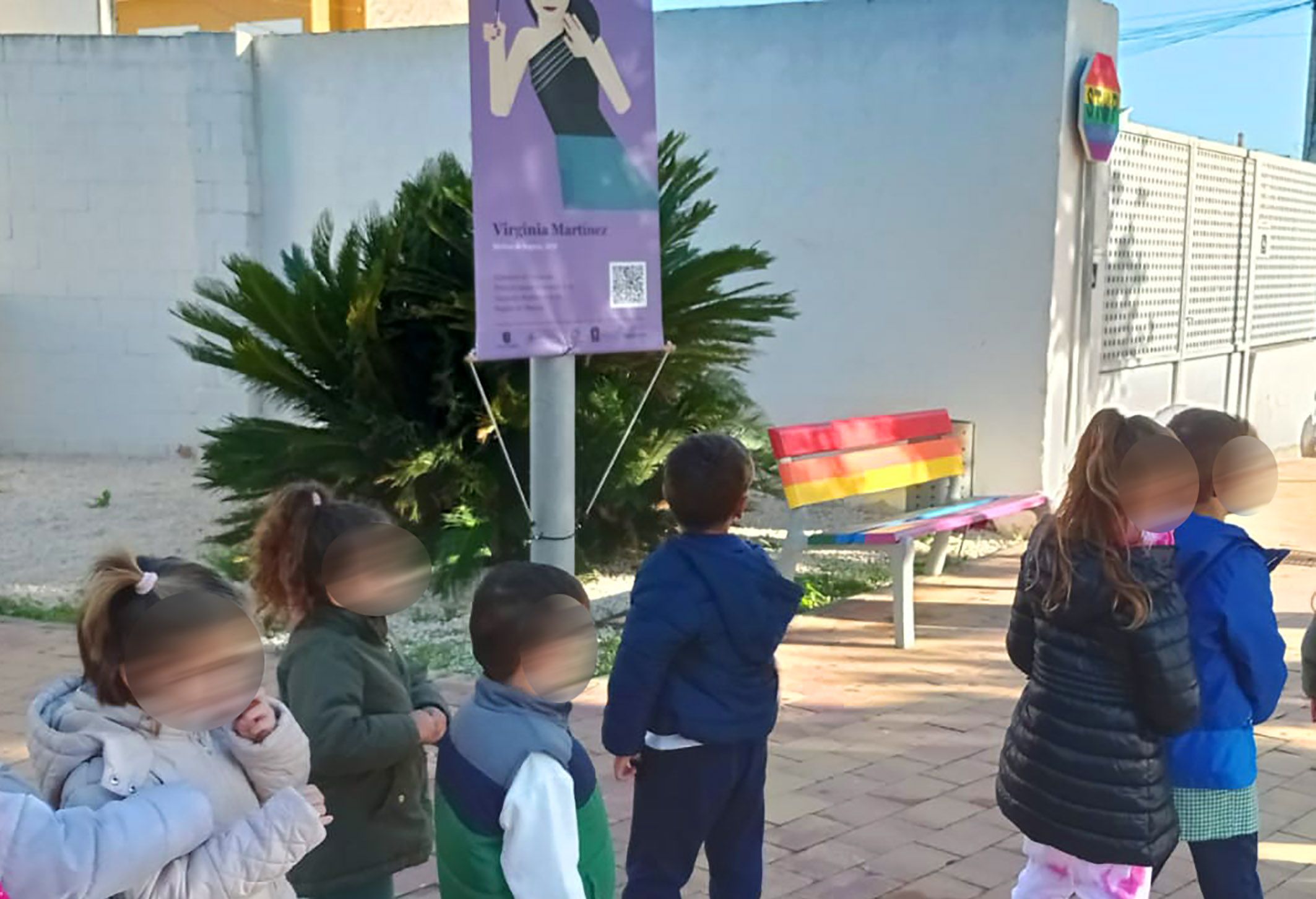 Alumnos de Primaria del CEIP “Jesús Ferrer” visitan la muestra “Pioneras” expuesta con motivo del 25N3