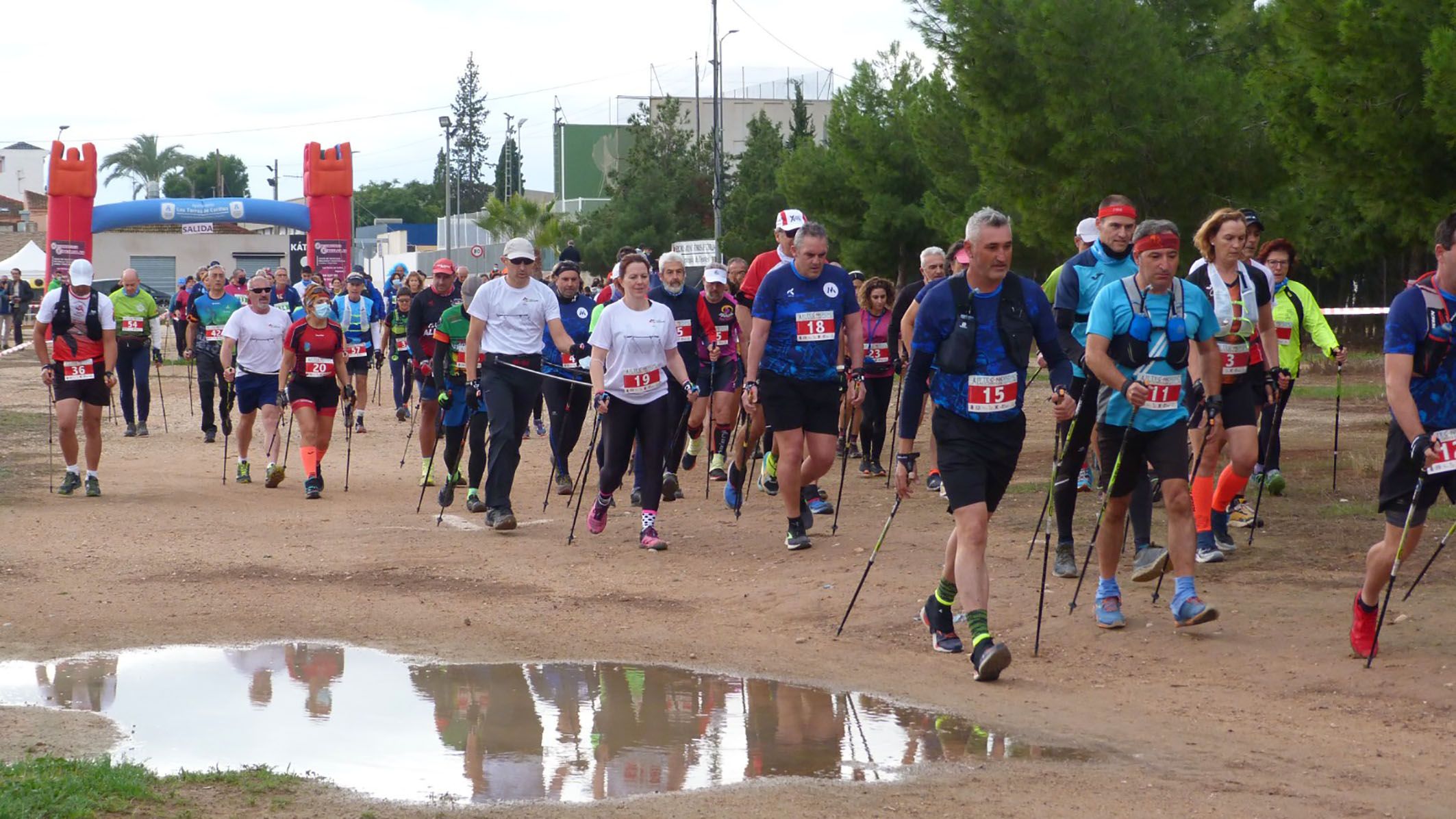 Juan Pérez y Ana Parra se imponen en el campeonato regional de marcha nórdica disputado en Las Torres de Cotillas