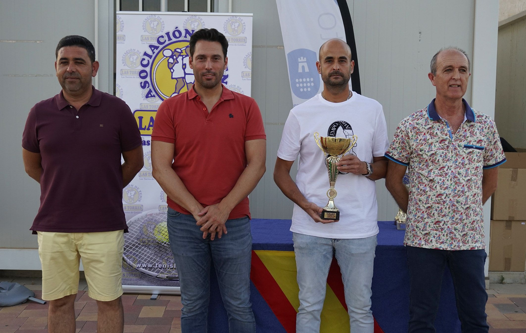 Juan Salvador Parraga se impone en la XXXI liga de tenis de Las Torres de Cotillas