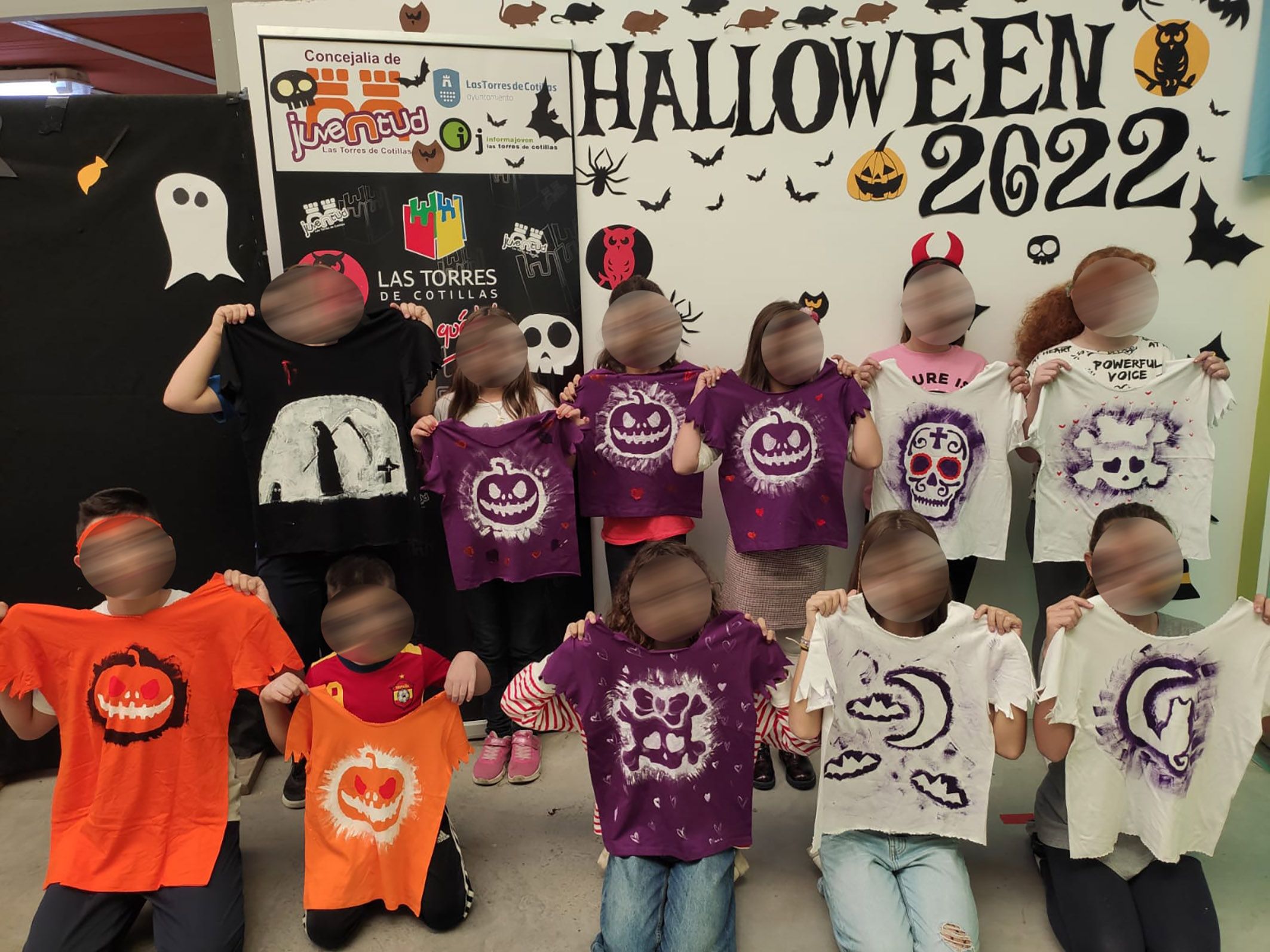 Los jovenes torrenos disenan sus camisetas mas terrorificas y escalofriantes para Halloween7