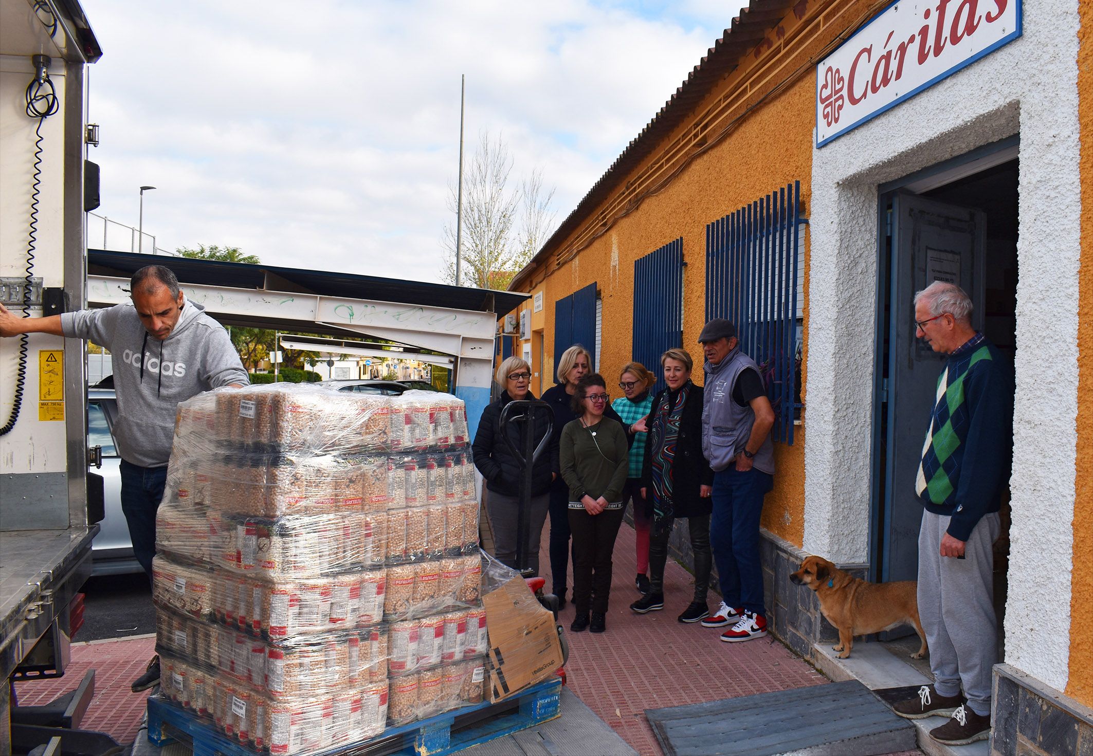 7.000 kilos de productos de primera necesidad para las familias vulnerables del municipio3