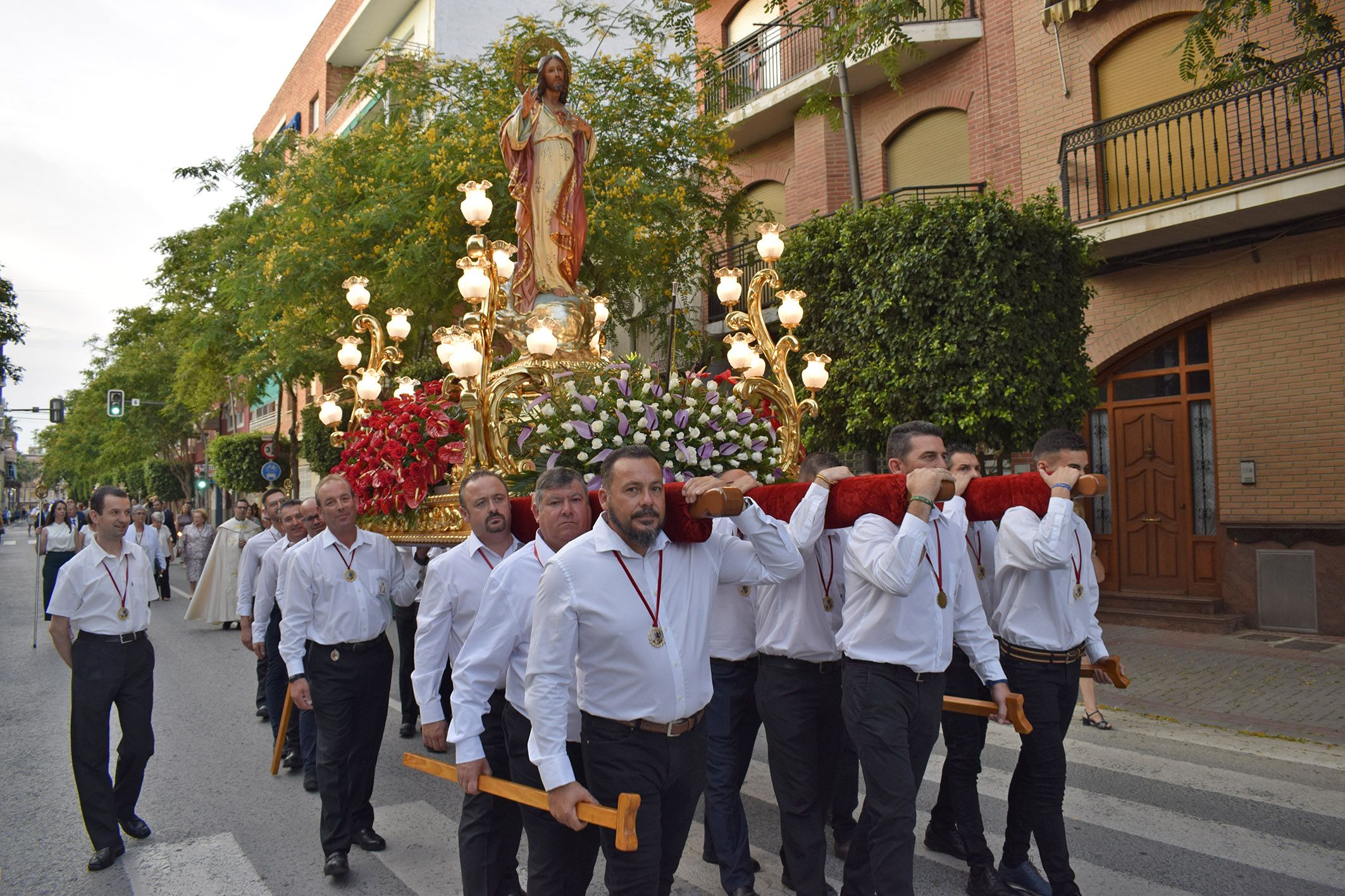 Las Torres de Cotillas vive la tradicional procesión del Sagrado Corazón de Jesús13 Las Torres de Cotillas vive la tradicional procesión del Sagrado Corazón de Jesús13