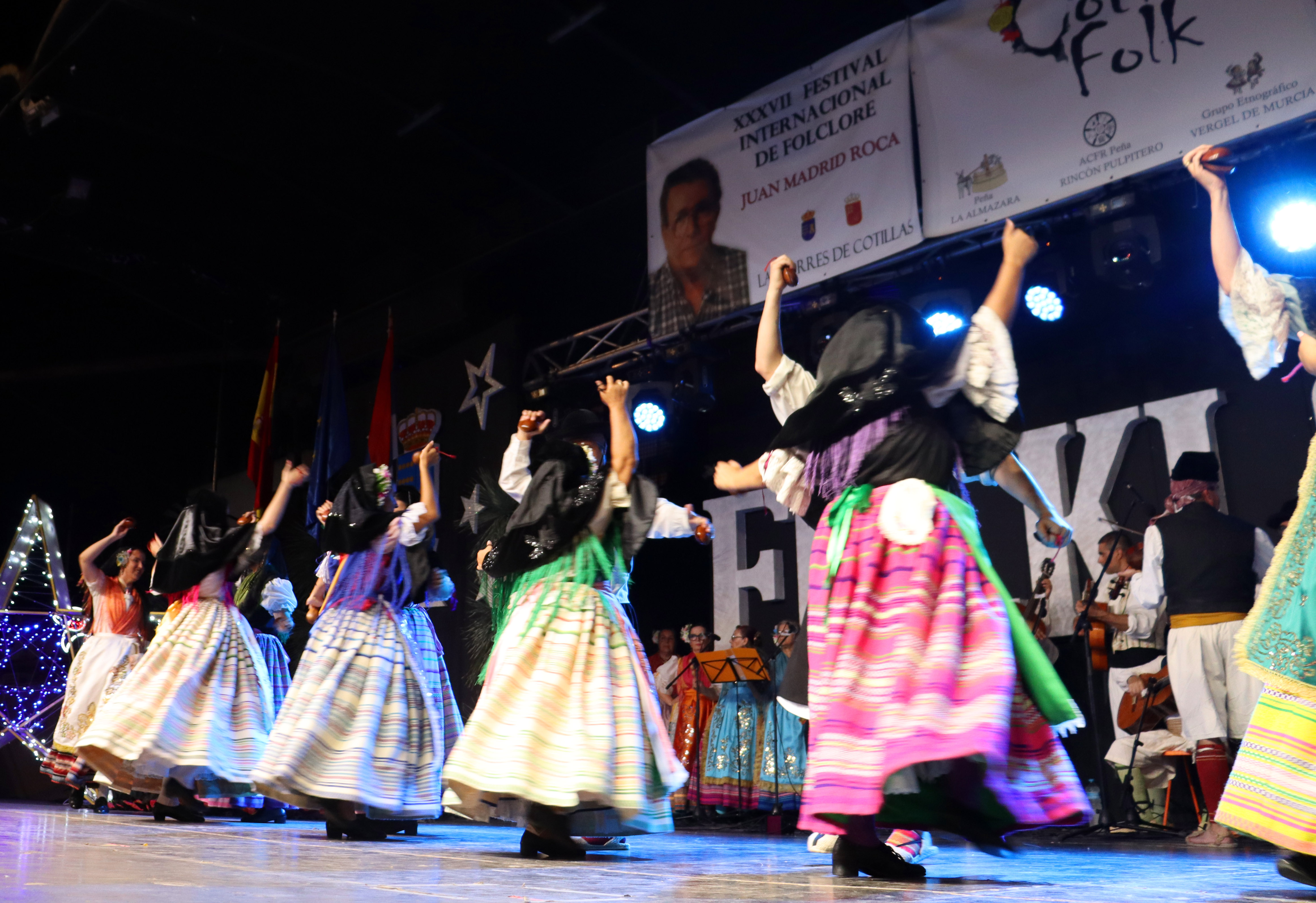 El festival de folklore internacional brilla en su 37ª edición17 El festival de folklore internacional brilla en su 37ª edición17