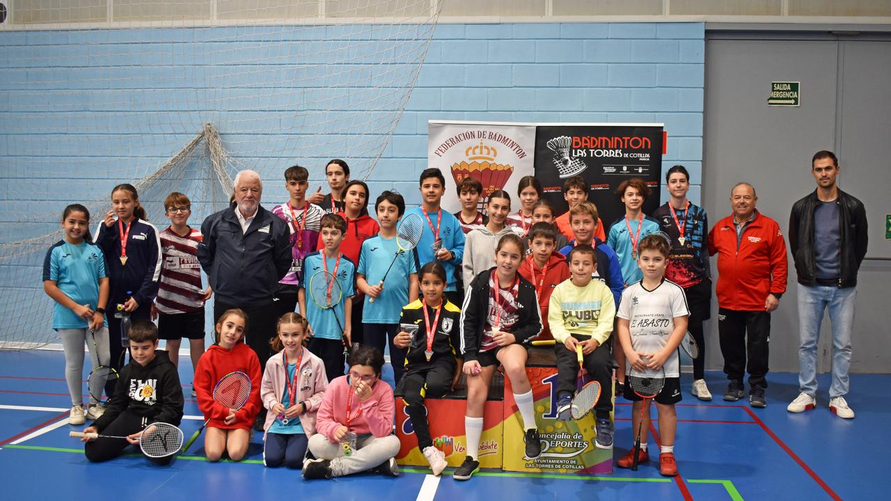 Gran participación y excelentes resultados del Bádminton Las Torres en el Open FEBAMUR Interescuelas Región de Murcia