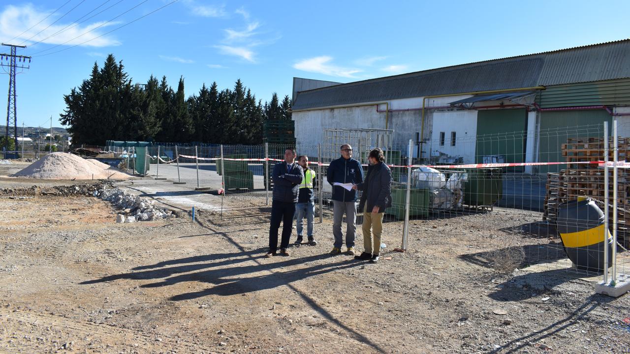 Comienzan las obras para dar continuidad a la calle Barcelona junto al colegio Joaquín Cantero y a Golden Foods