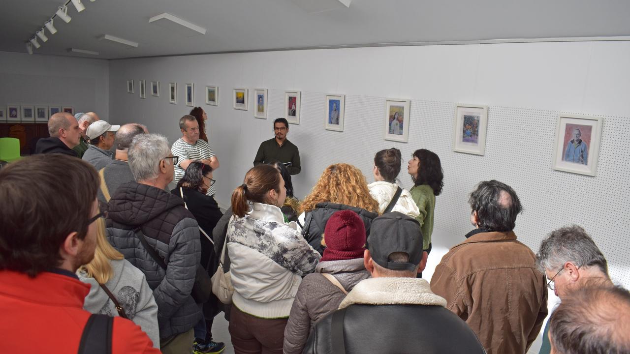 “Los colores de la memoria” llega a Las Torres de Cotillas conjugando fotografía, pintura y salud mental