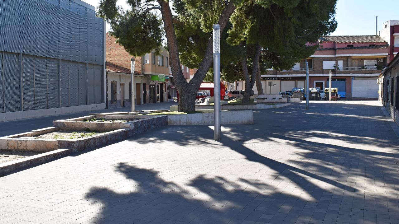 Aprobado con un presupuesto de licitación de 120.000 euros el proyecto de sombraje y mejora de la plaza Tirso de Molina