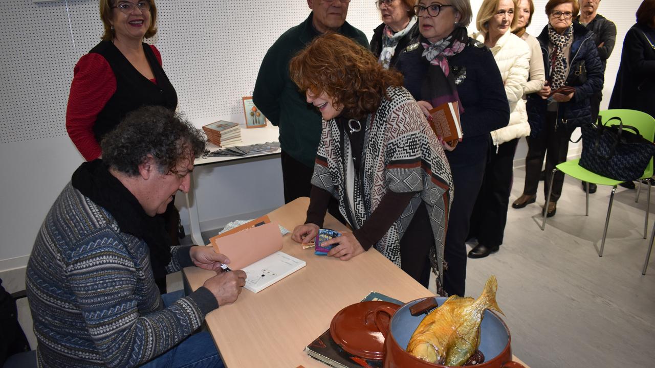 Las “Tres cucharadas de lentejas” del escritor López Mengual llegan a Las Torres de Cotillas