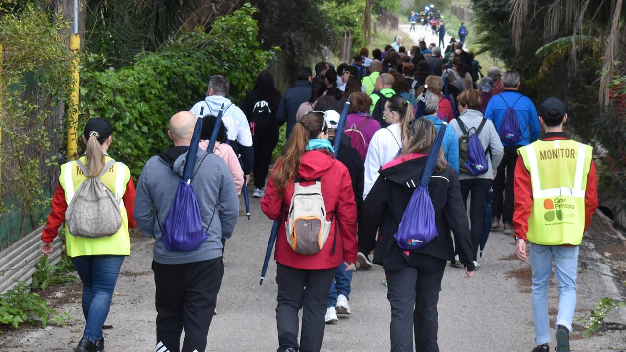 Unas 200 personas celebran el día de la mujer disfrutando de las caminatas y el tapeo de las Rutas Gastrosport