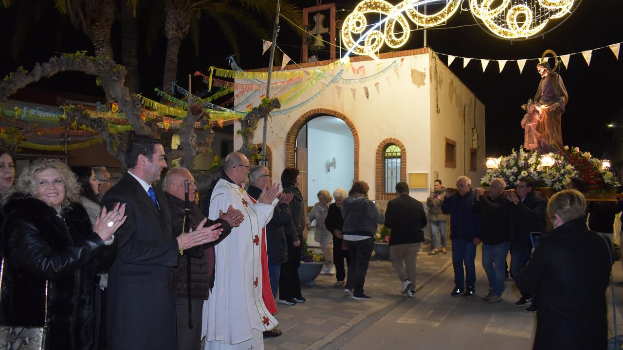 La Condomina cierra sus fiestas en honor a San José con una multitudinaria procesión