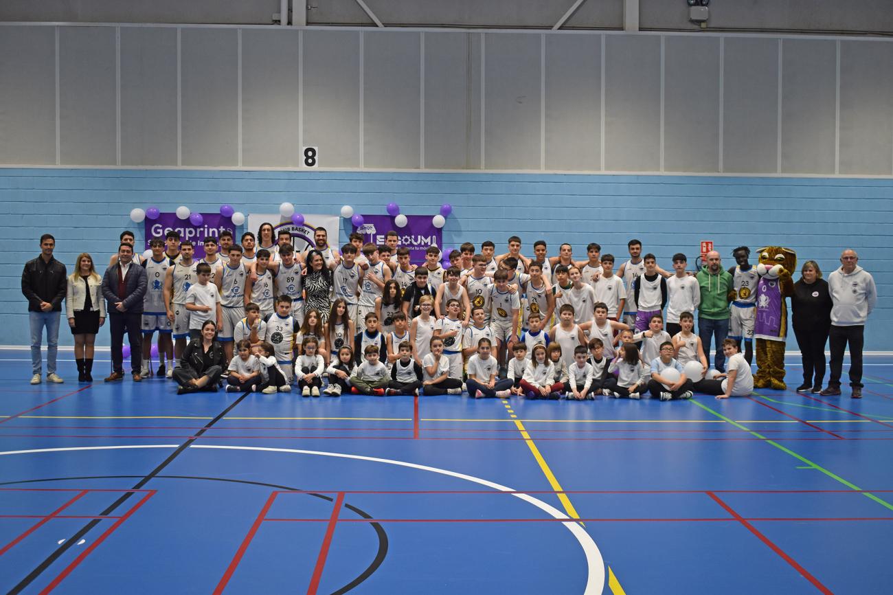 Puesta de largo oficial de los equipos 2024/25 del club Basket Las Torres
