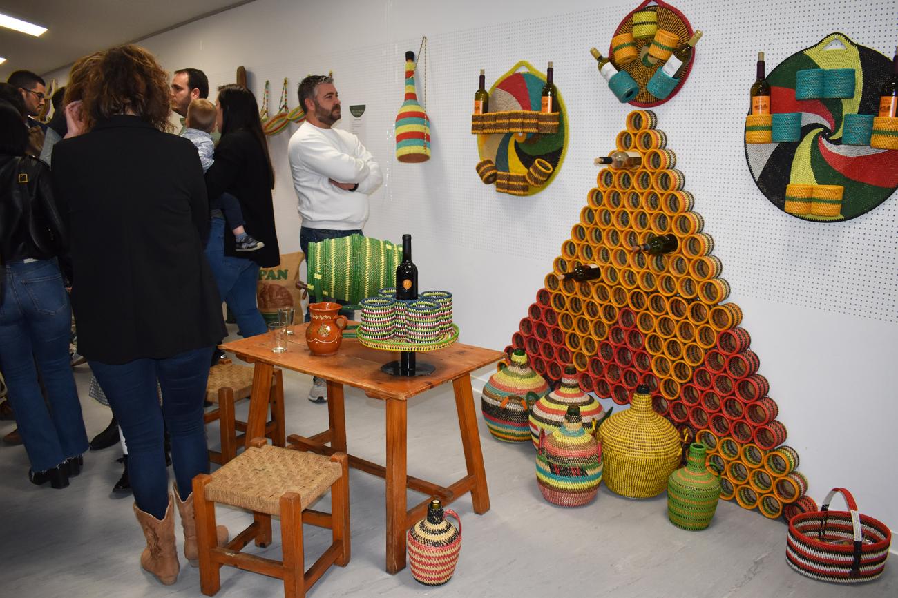 La exposición “Esparto e hilo” muestra la obra del añorado Francisco Romero López, el “Tío Paco”